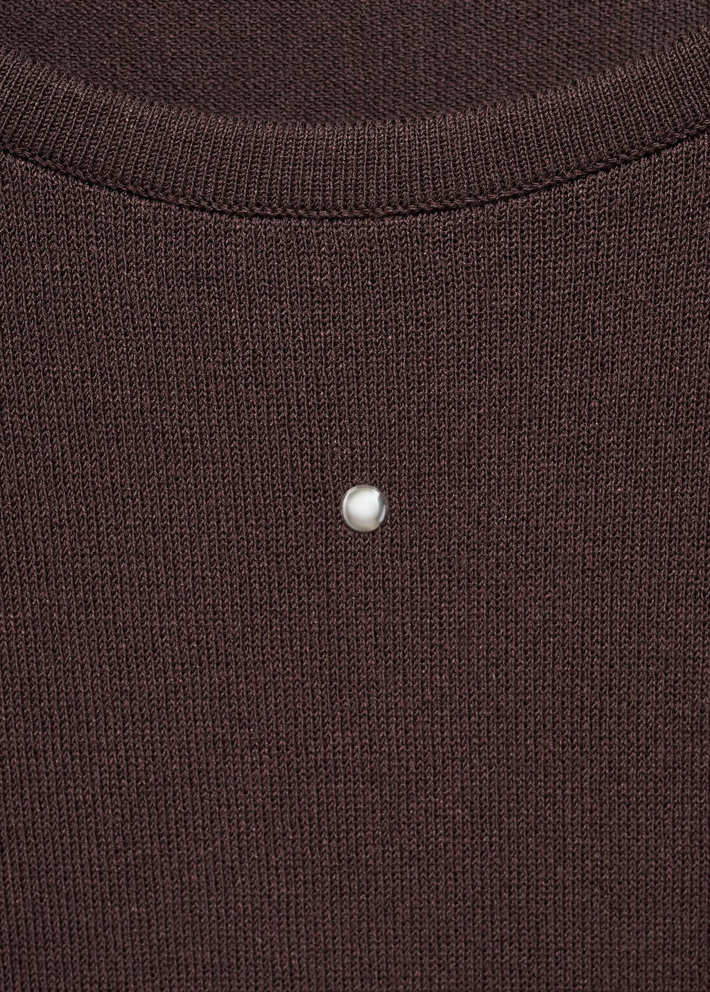 Knitted sweater with rhinestones