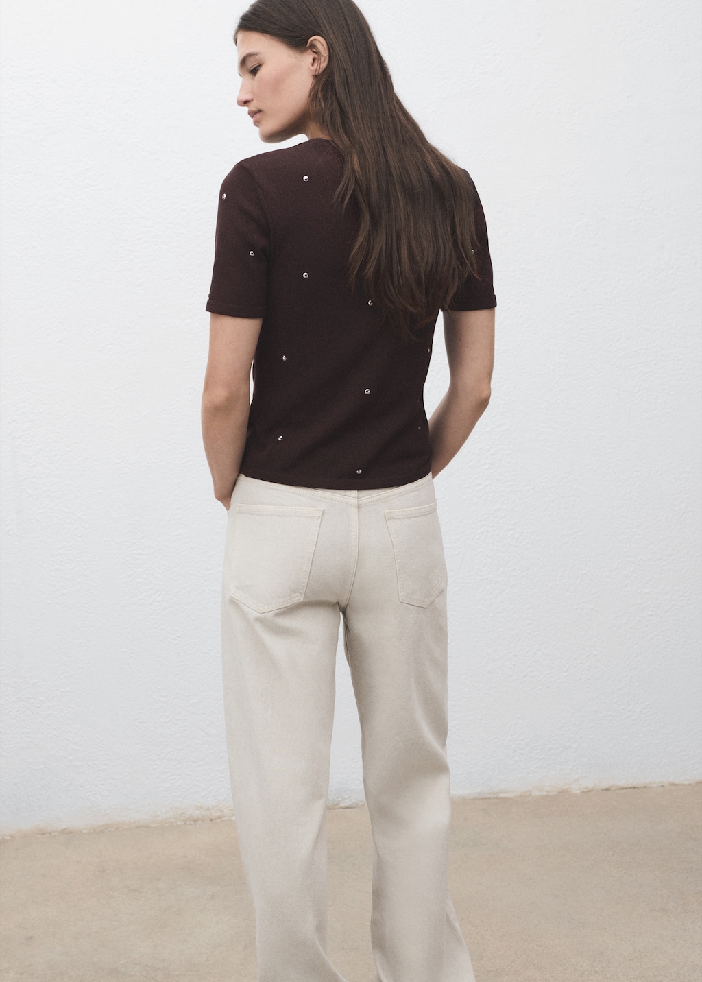 Knitted sweater with rhinestones