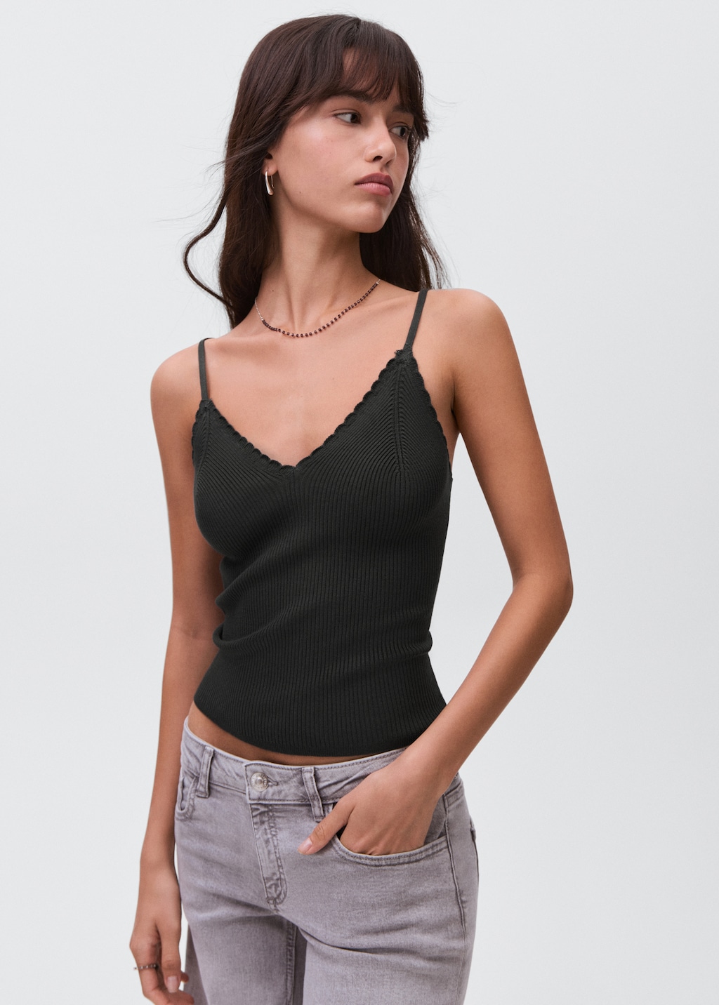 Knitted top with waves