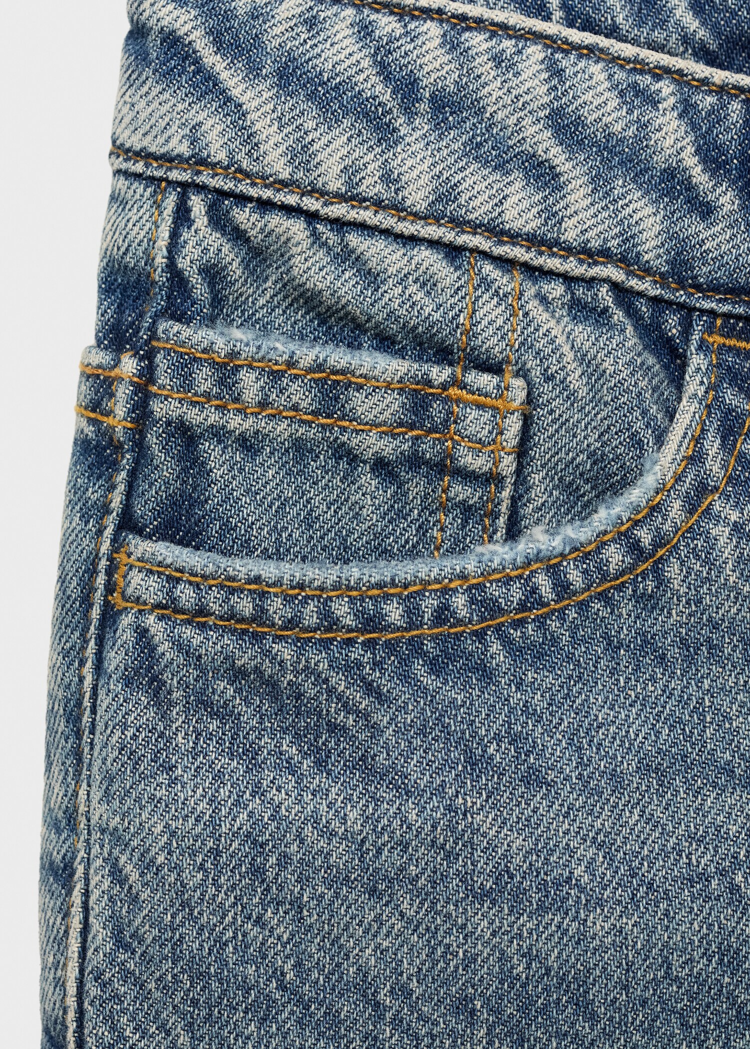 Regular straight jeans - Details of the article 0