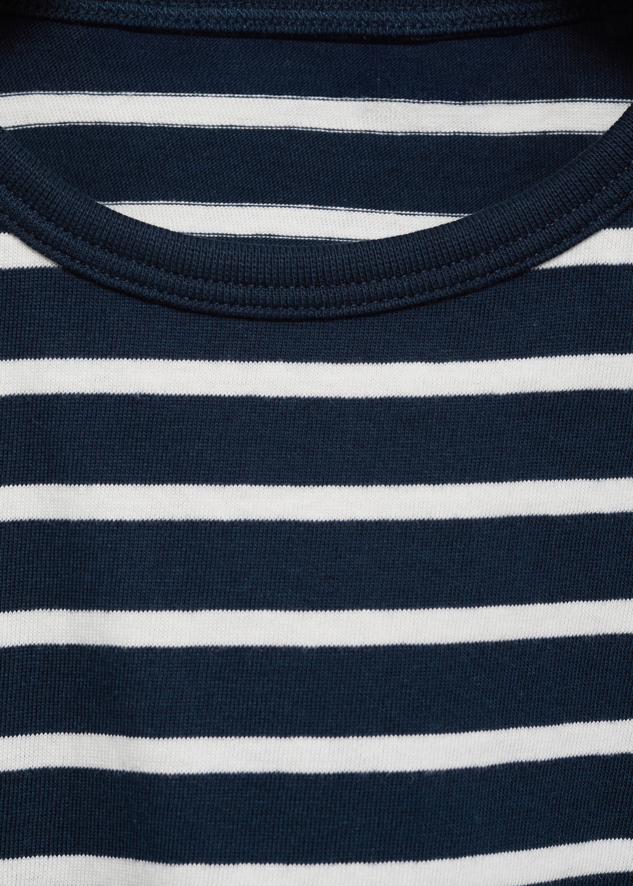 T-shirt cut-out à rayures - Détail de l'article 8