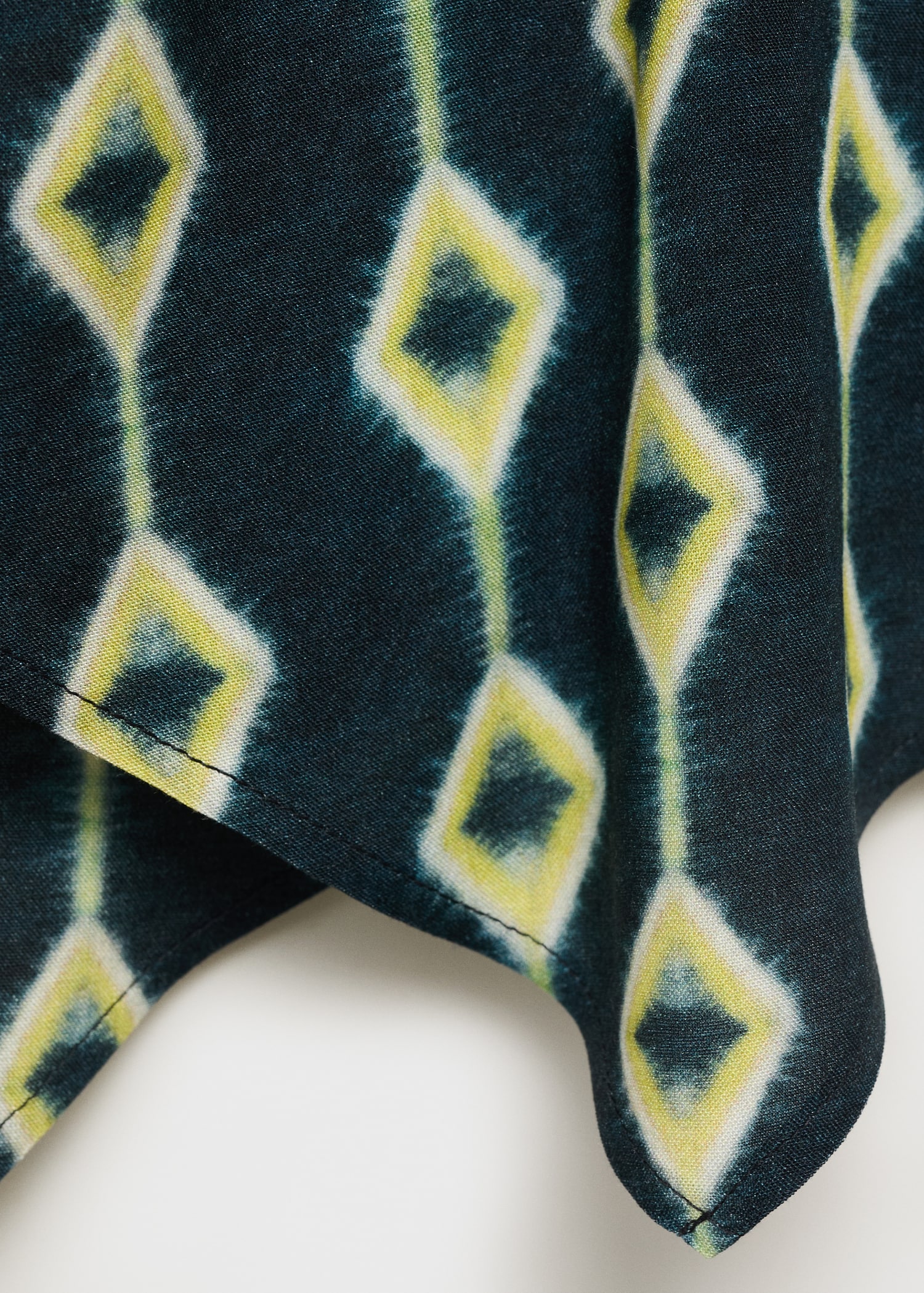 Halter-neck crossover top - Details of the article 0
