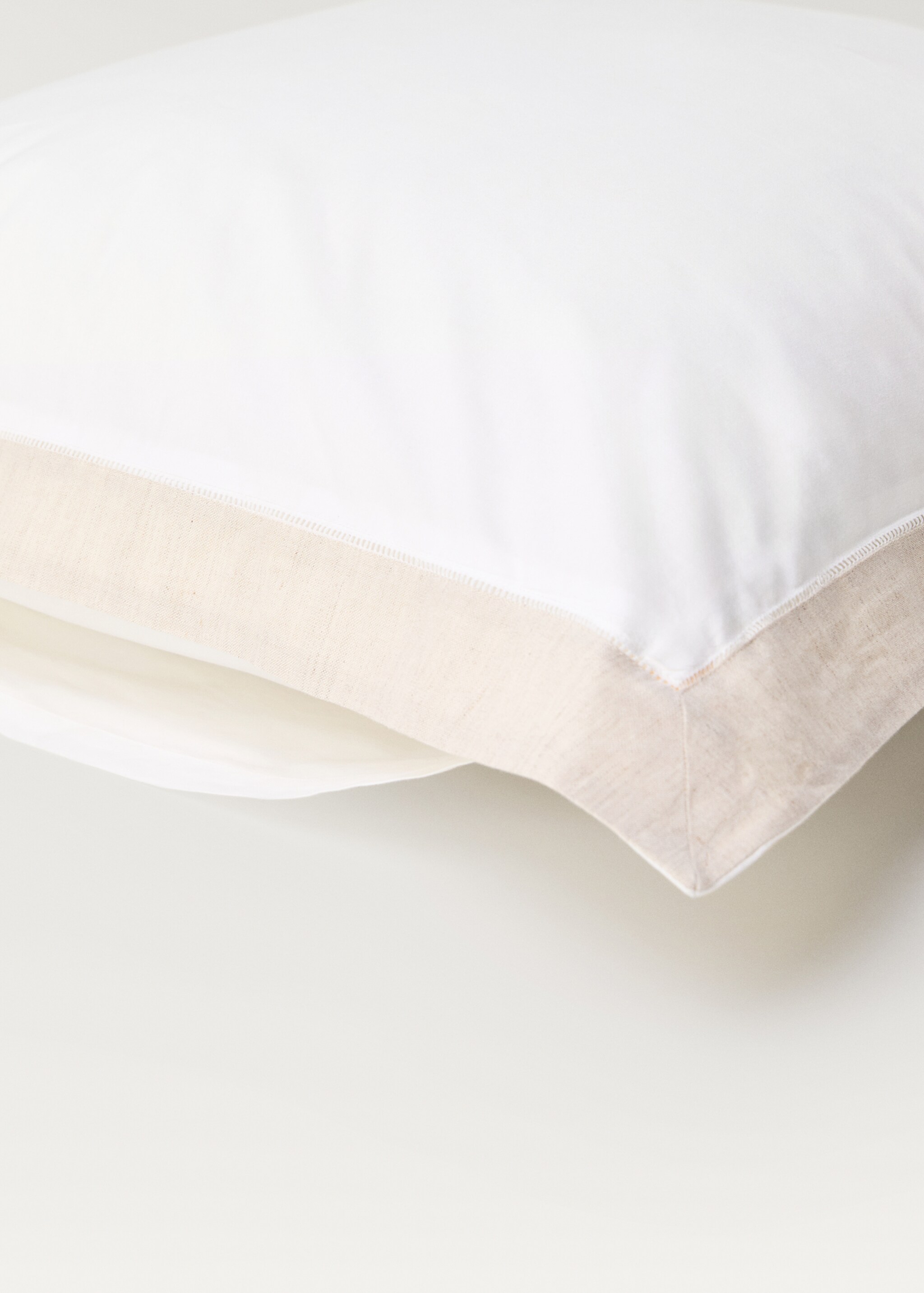 İki adet perkal pamuklu keten bordürlü yastık kılıfı 60x60 cm - Ürün detayı 2