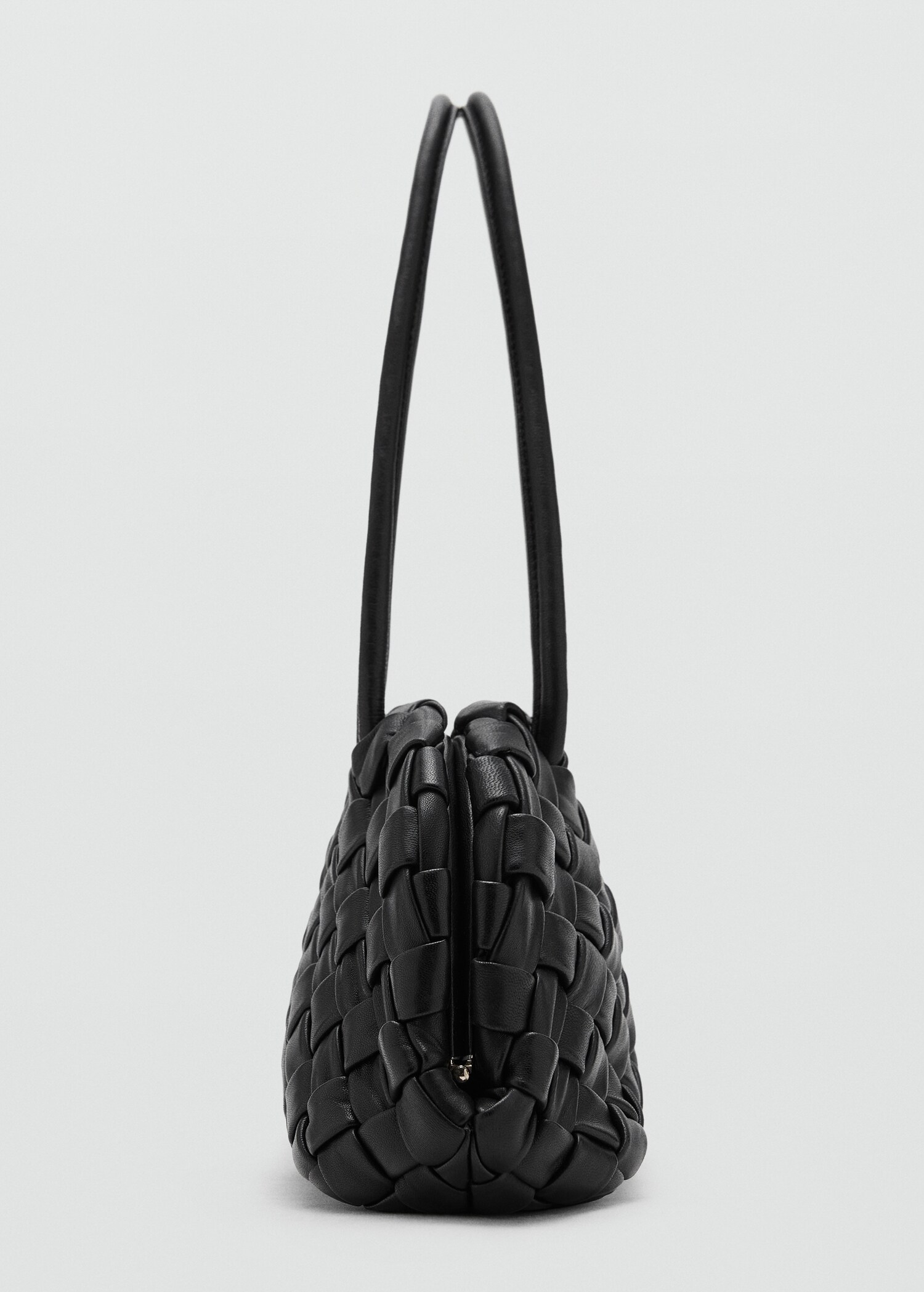 Braided leather shoulder bag - Women | MANGO USA