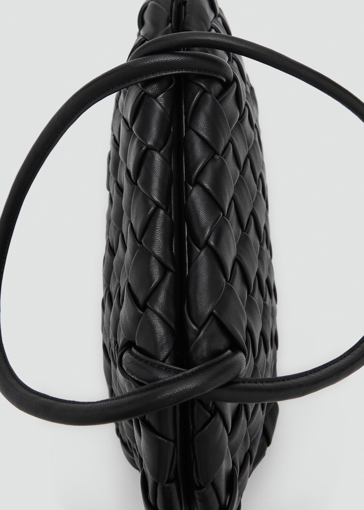 Braided leather shoulder bag - Women | MANGO USA