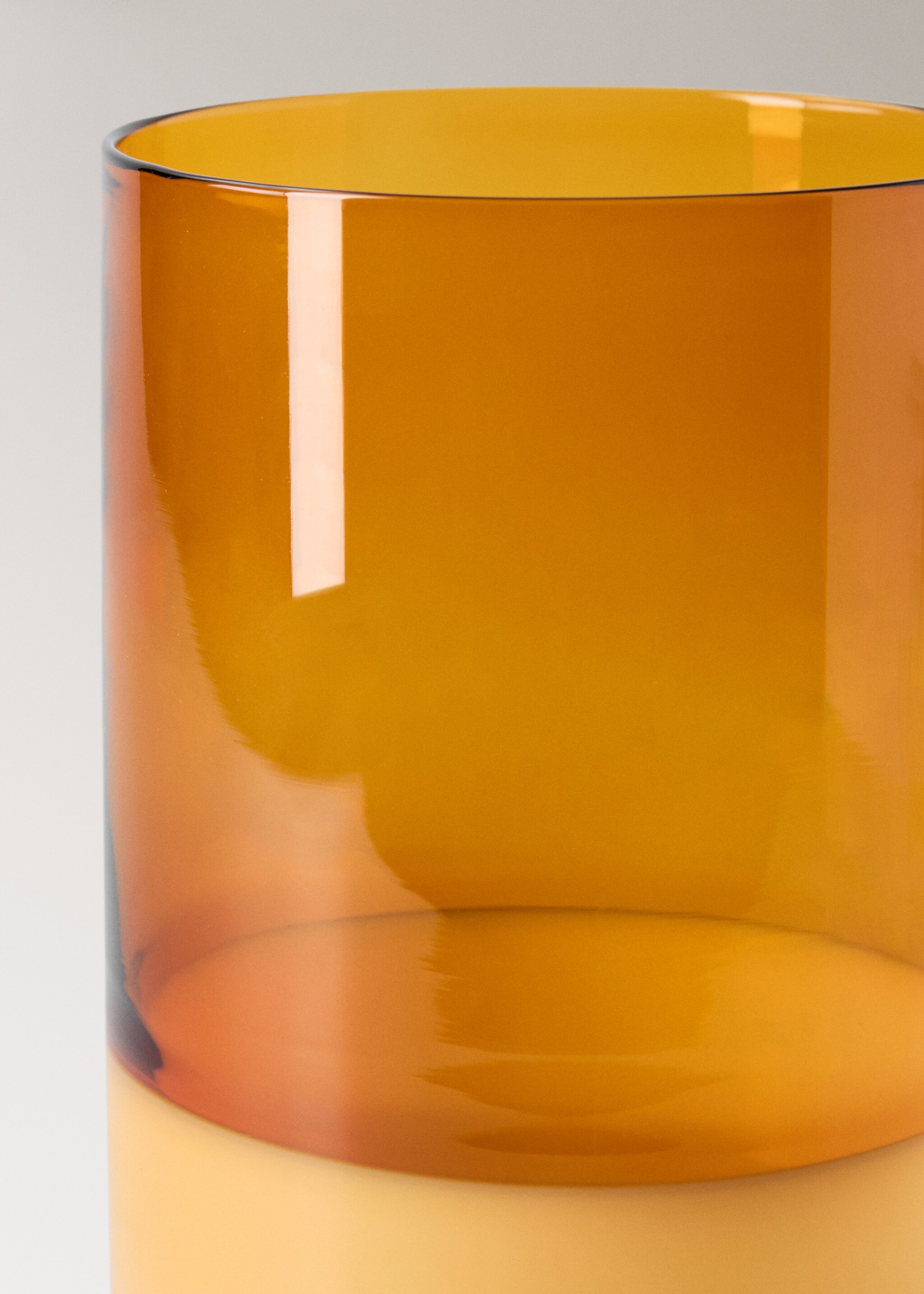 Borosilicate coloured glass vase - Details of the article 1, Ochre. Ref: 17093309-00.