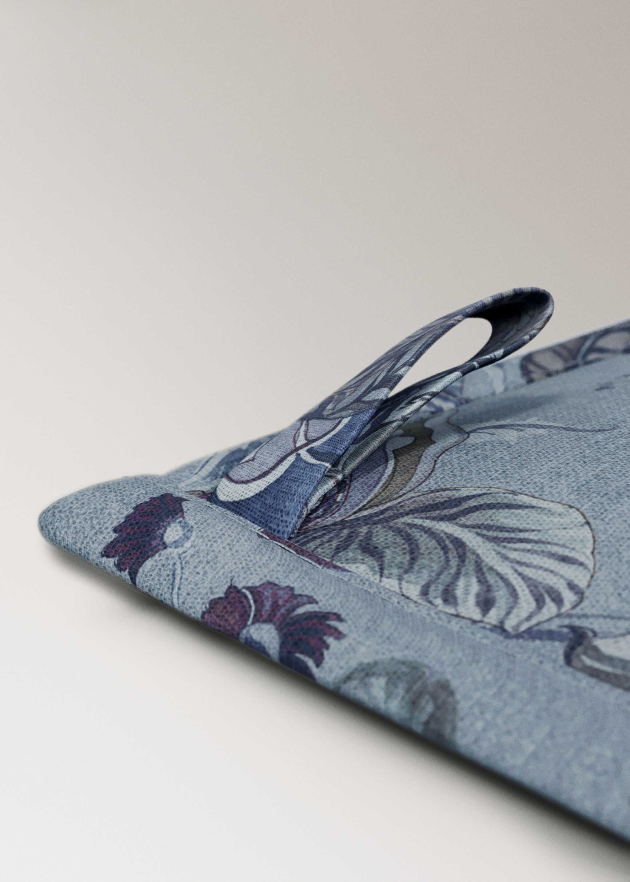 Printed cotton linen holder - Details of the article 2, Ink Blue. Ref: 17093322-00.