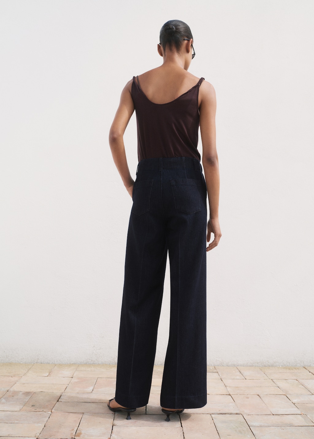 High-waisted wide leg denim pants - Women | MANGO USA