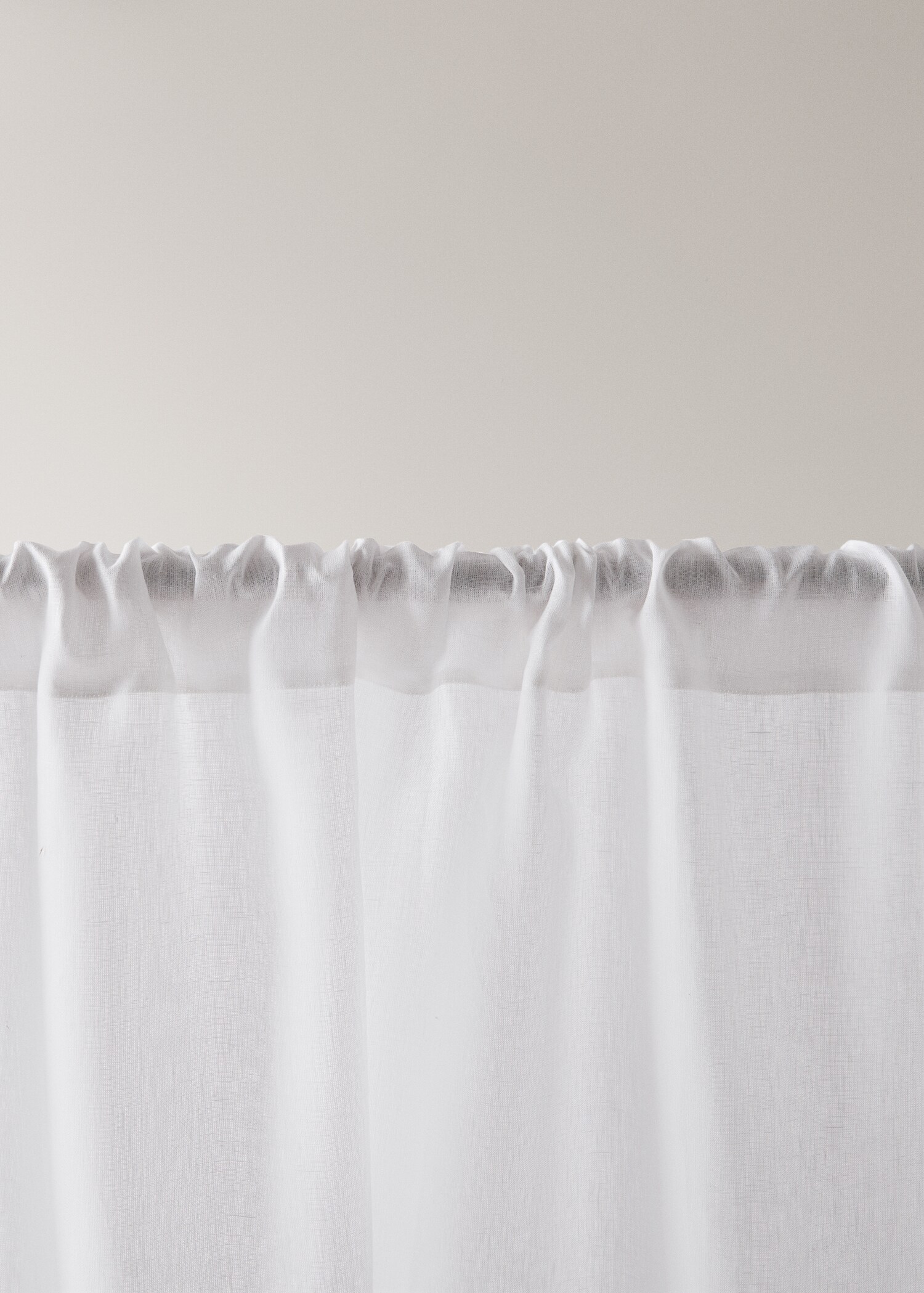 Linen curtain with frayed edge - Details of the article 1