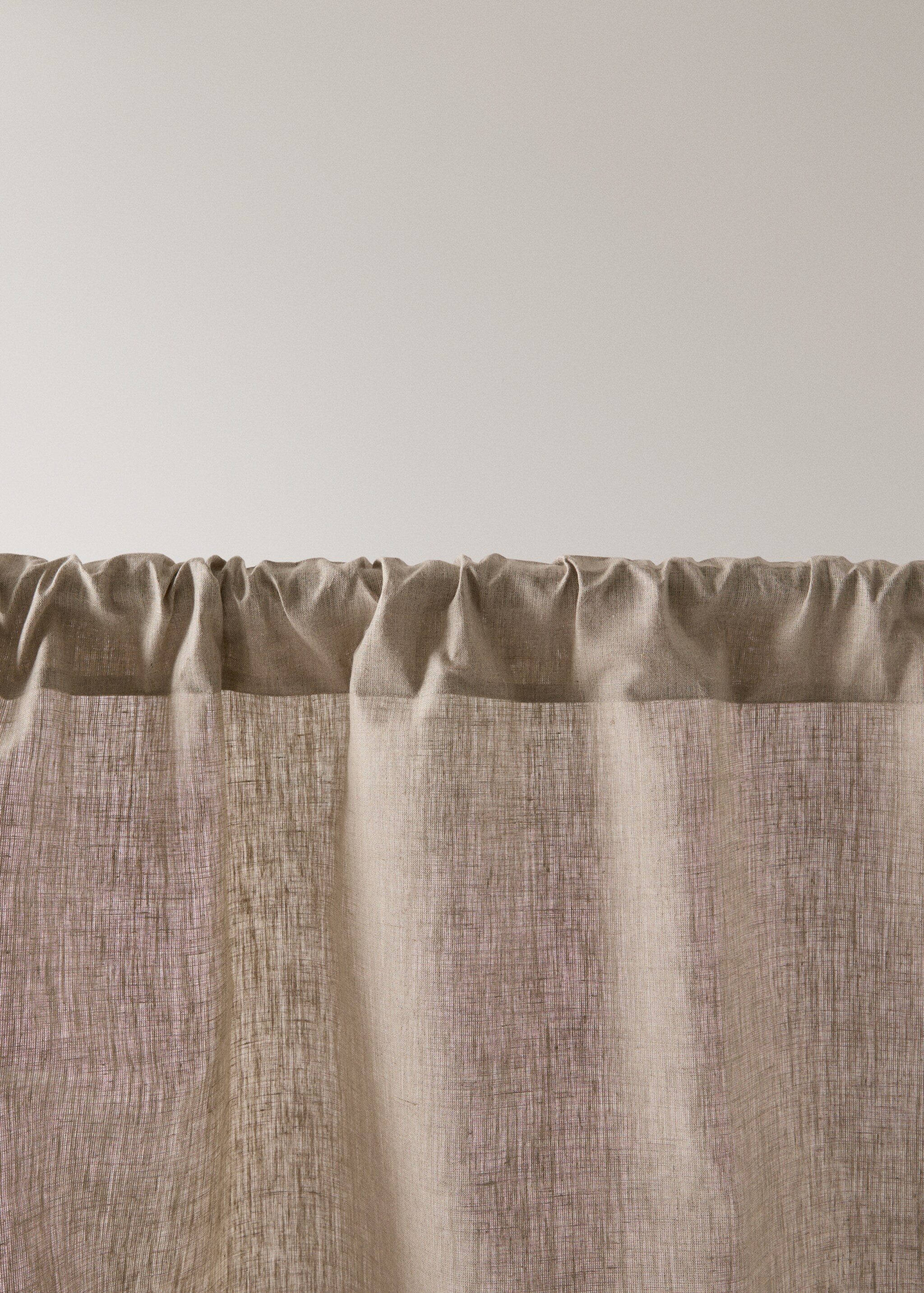 Linen curtain with frayed edge - Details of the article 1, Light/Pastel Brown. Ref: 17093332-00.