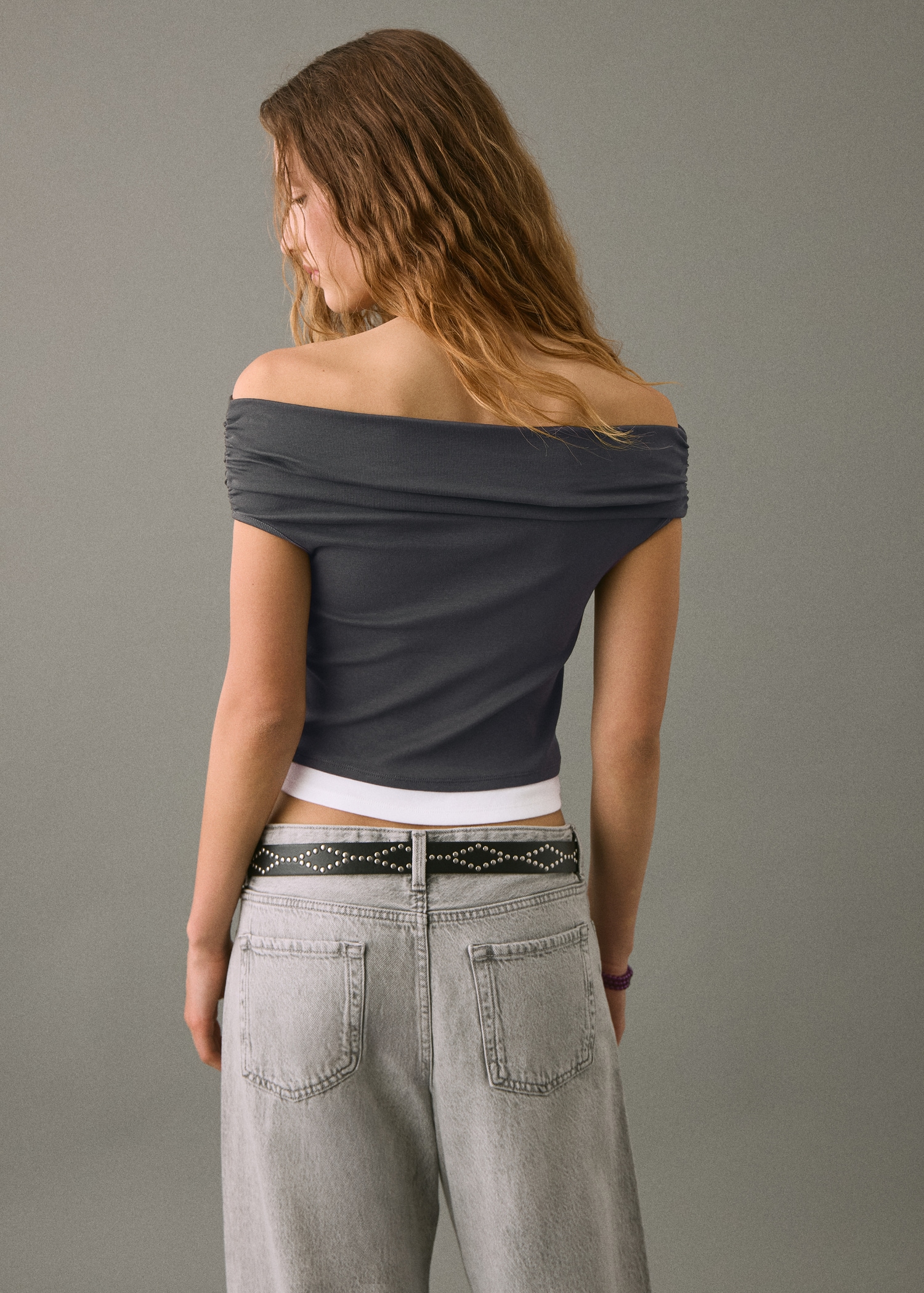 Top off-shoulder - Revers de l'article