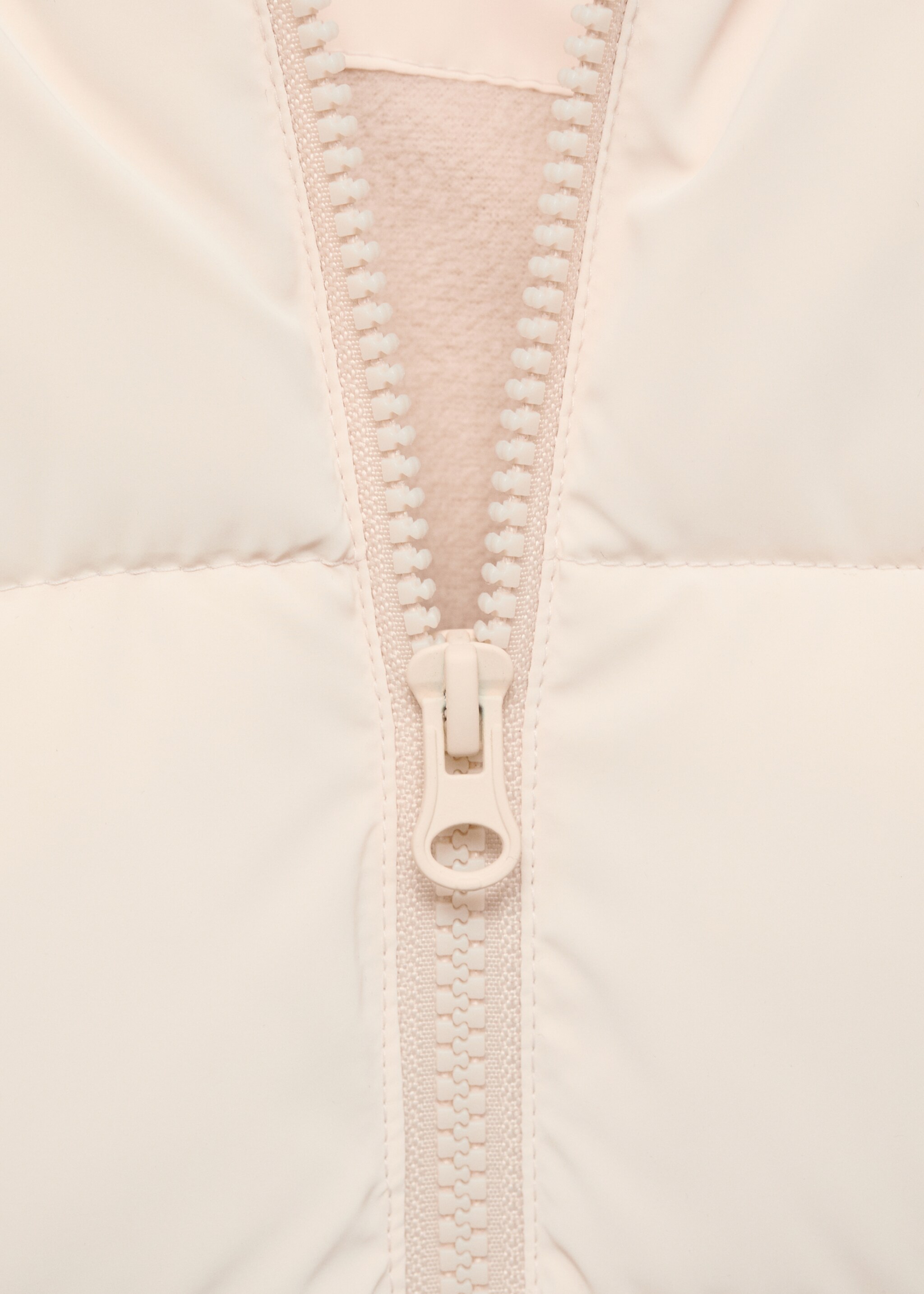 Hood quilted coat - Details of the article 8