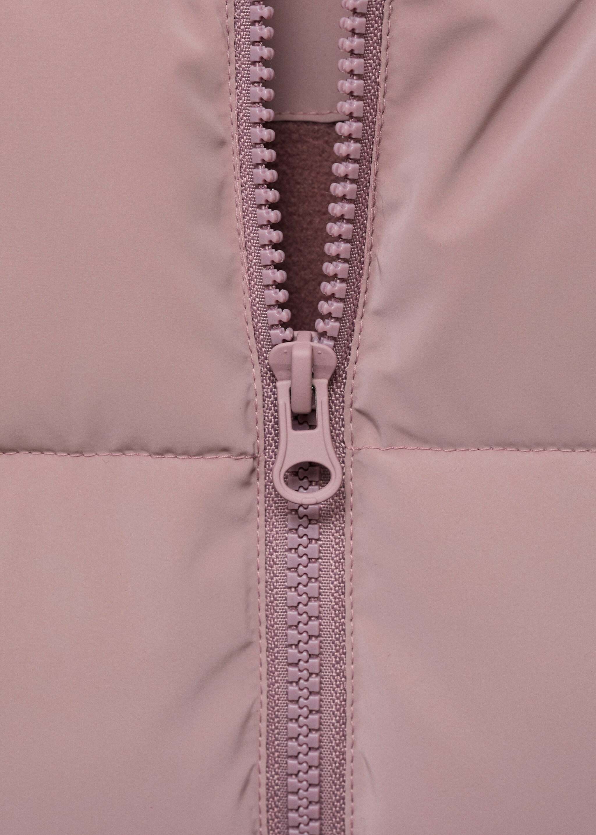 Hood quilted coat - Details of the article 8