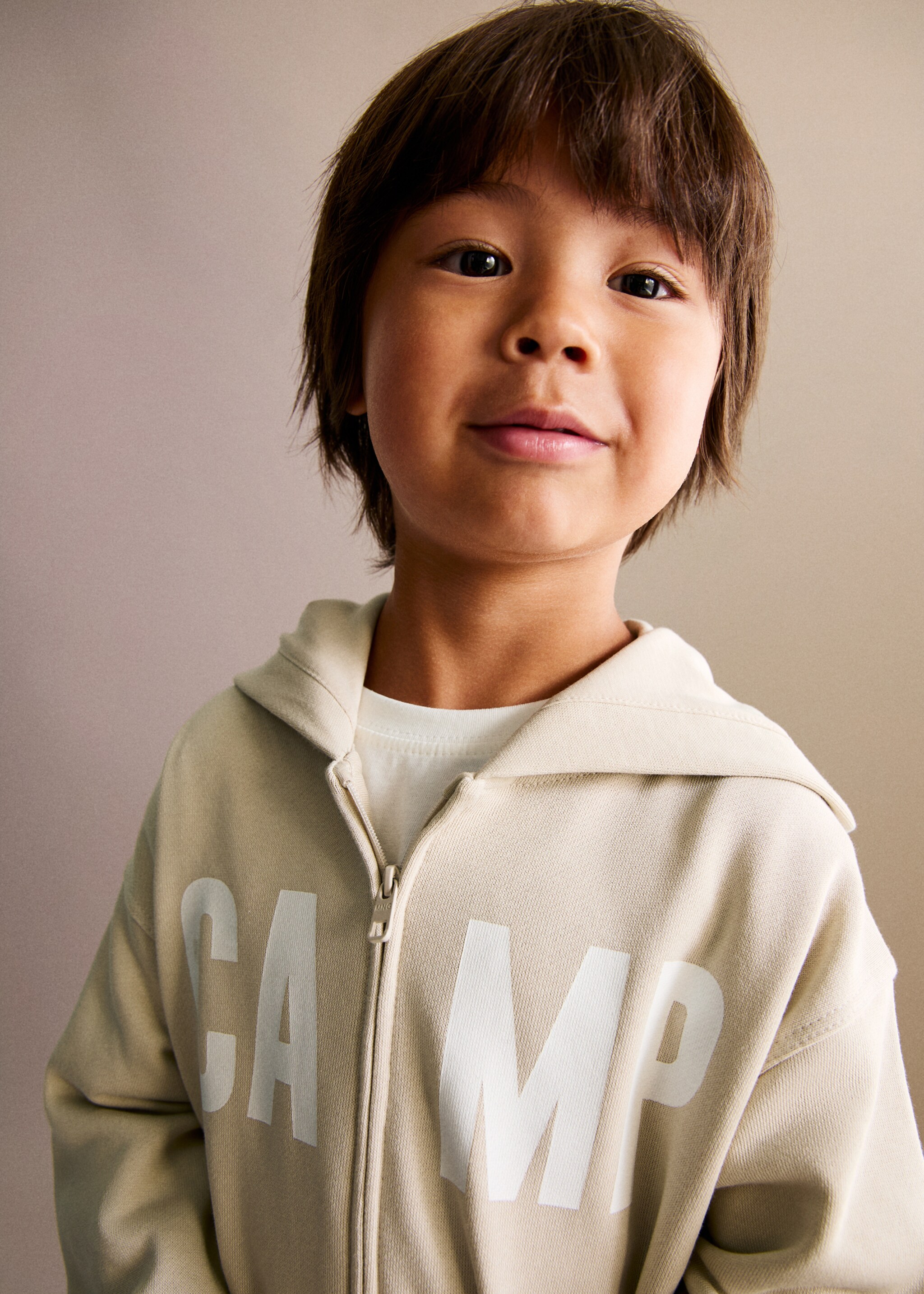 Printed hoodie - Details of the article 4, Sand. Ref: 17093795-00.
