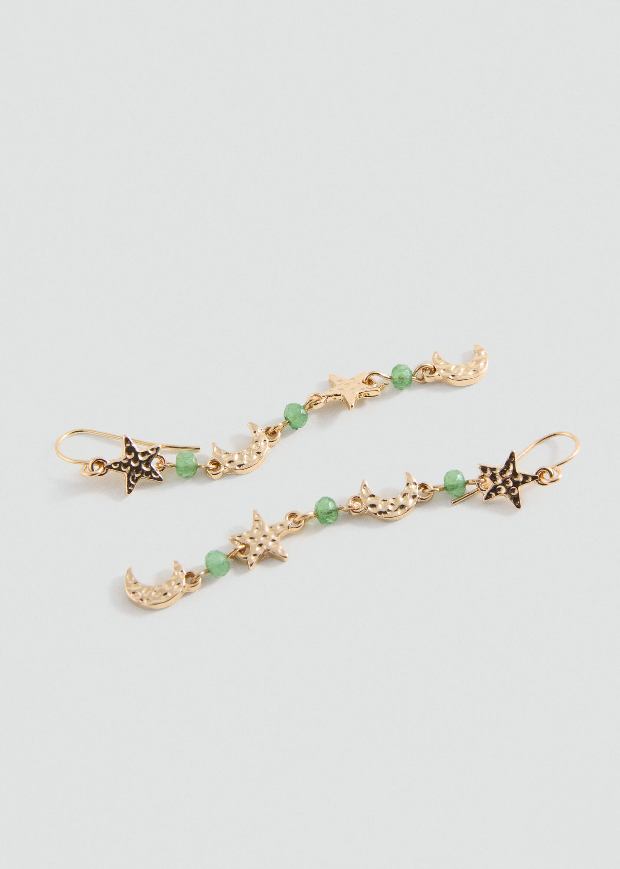 Boucles d'oreilles pendentif lune - Plan moyen