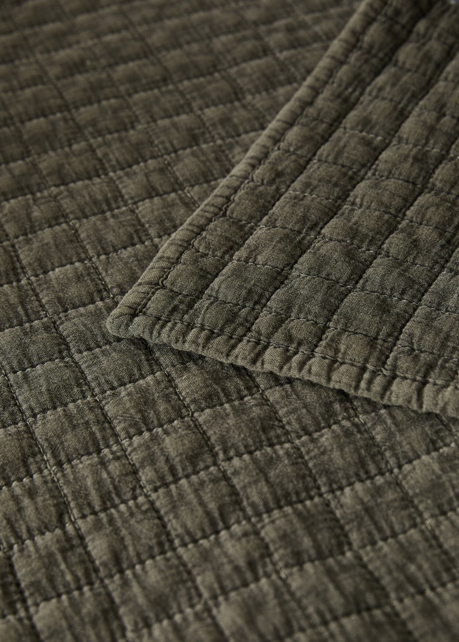 Cotton garment-dyed check bedspread for 150/160 cm bed - Details of the article 1