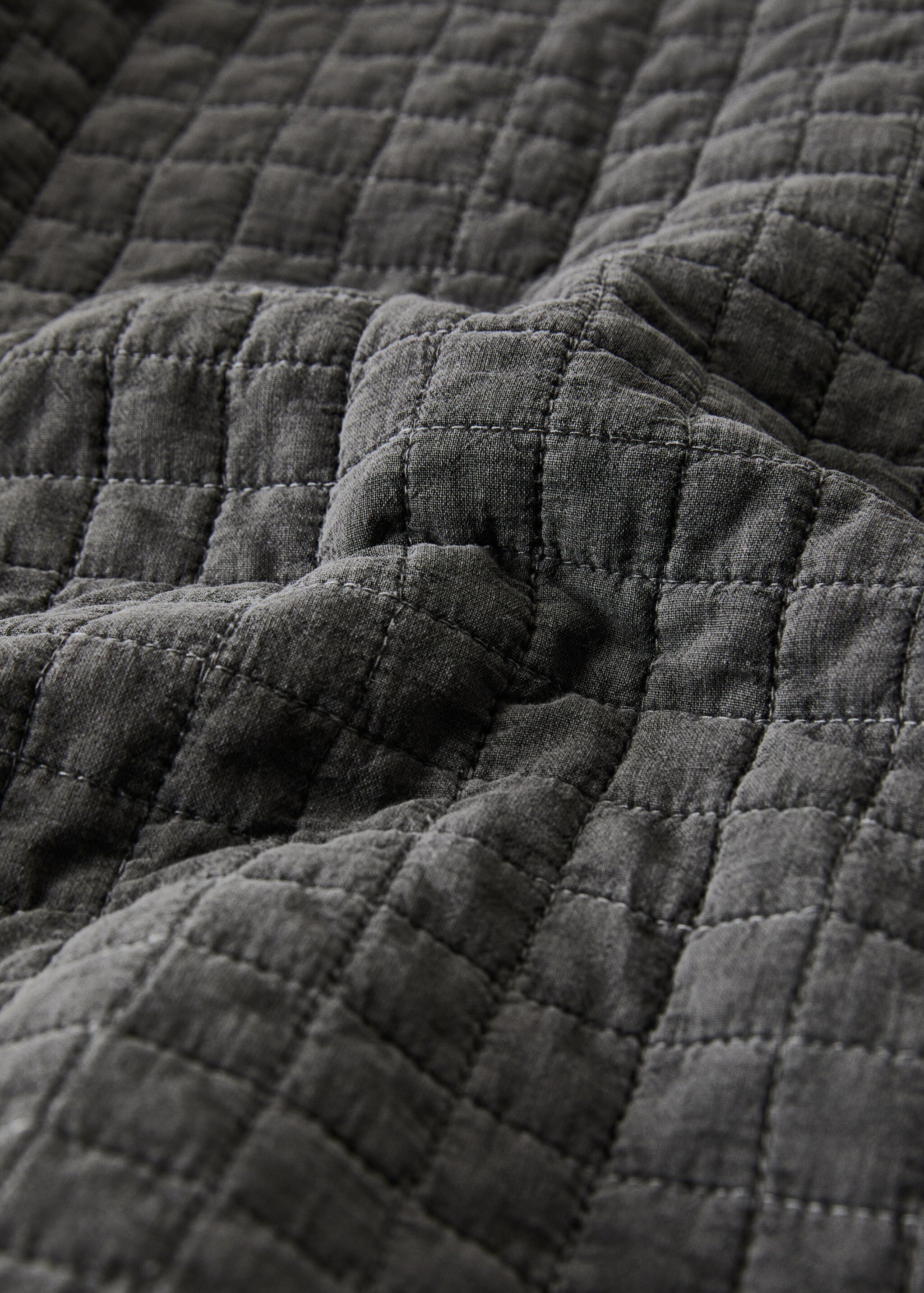 Cotton garment-dyed check bedspread for 150/160 cm bed - Details of the article 2
