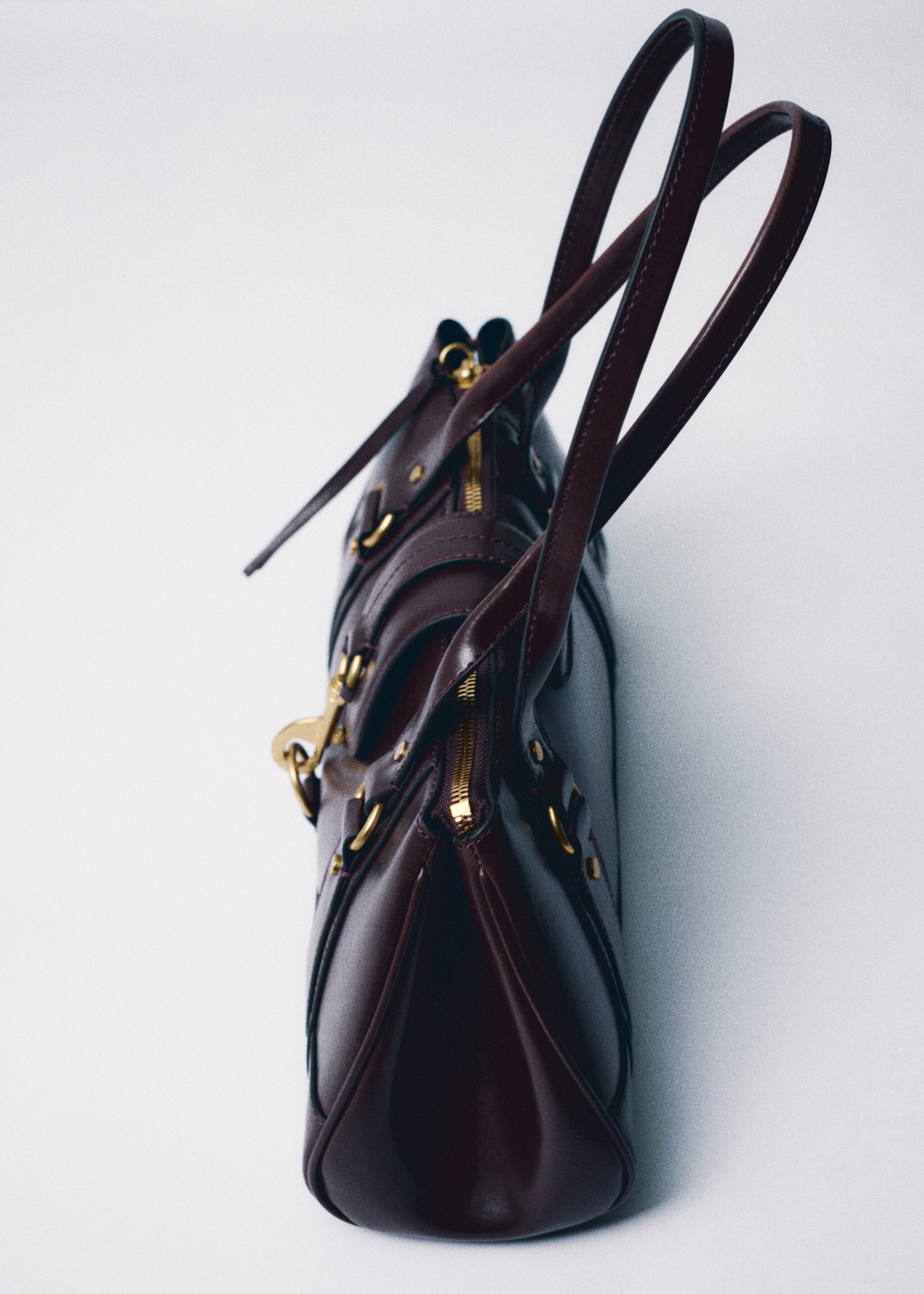Medium shoulder bag with snap hook - Details of the article 6