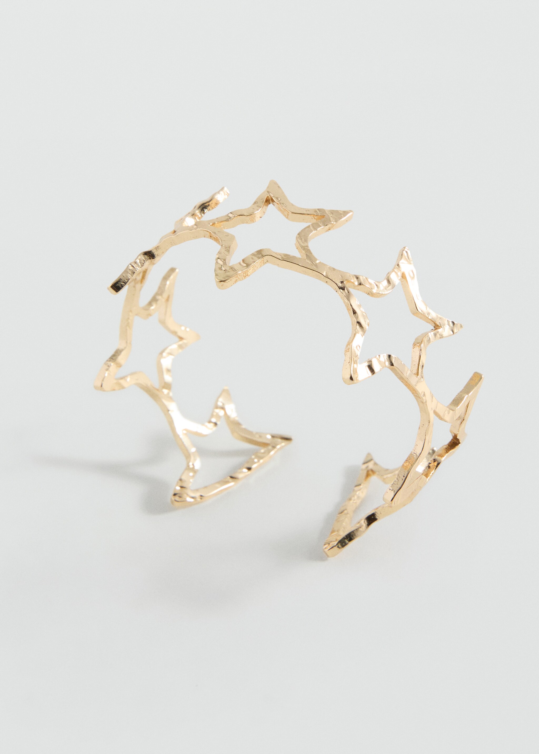 Bracelet étoiles - Plan moyen