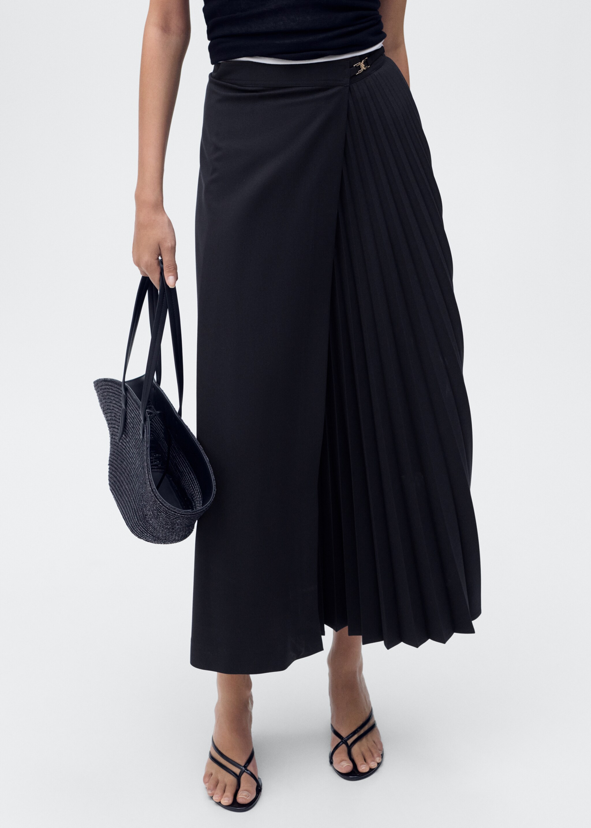Pleated crossover skirt - Medium plane, Navy. Ref: 17094070-00.
