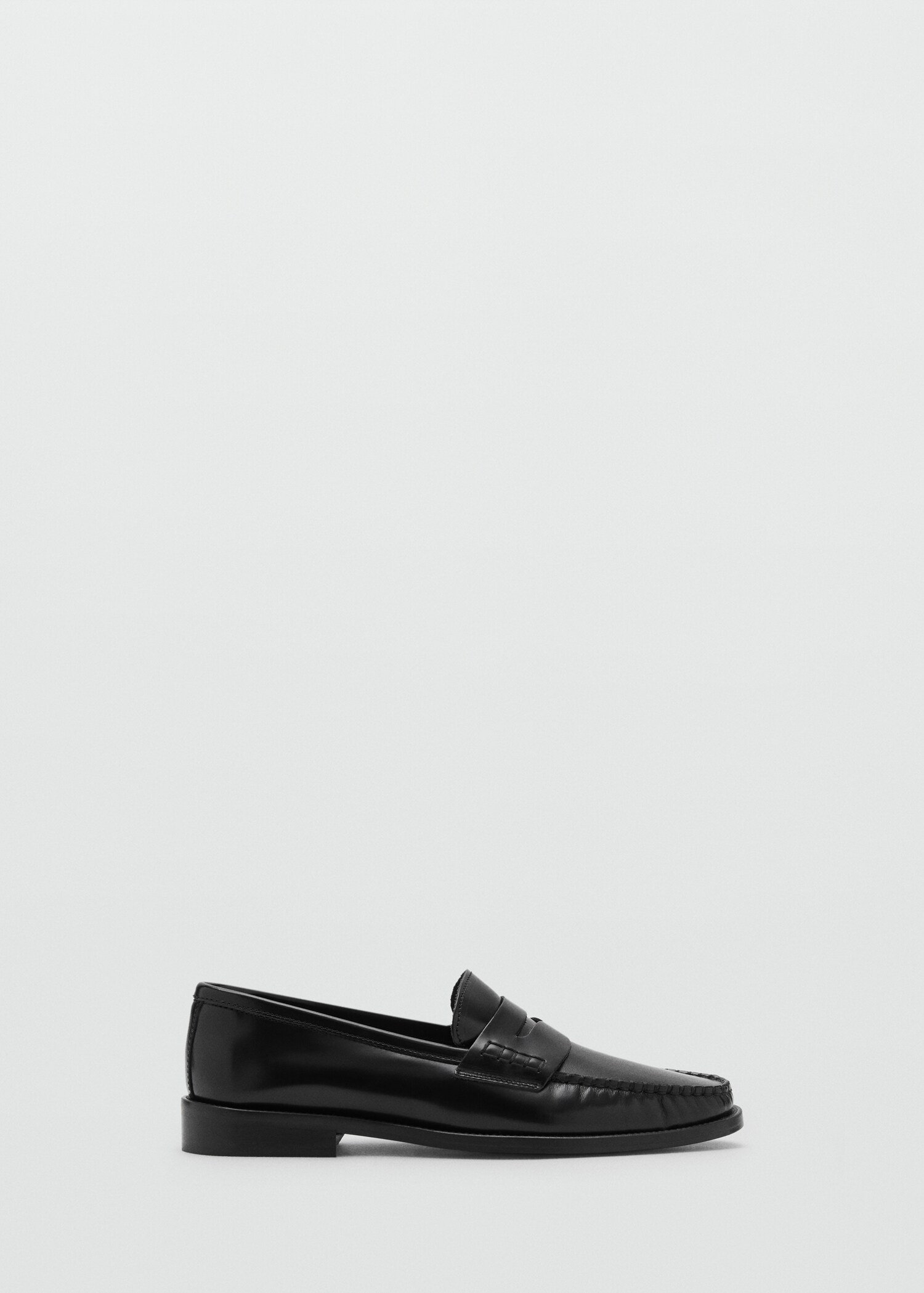 Gathered leather moccasin - Women | MANGO USA