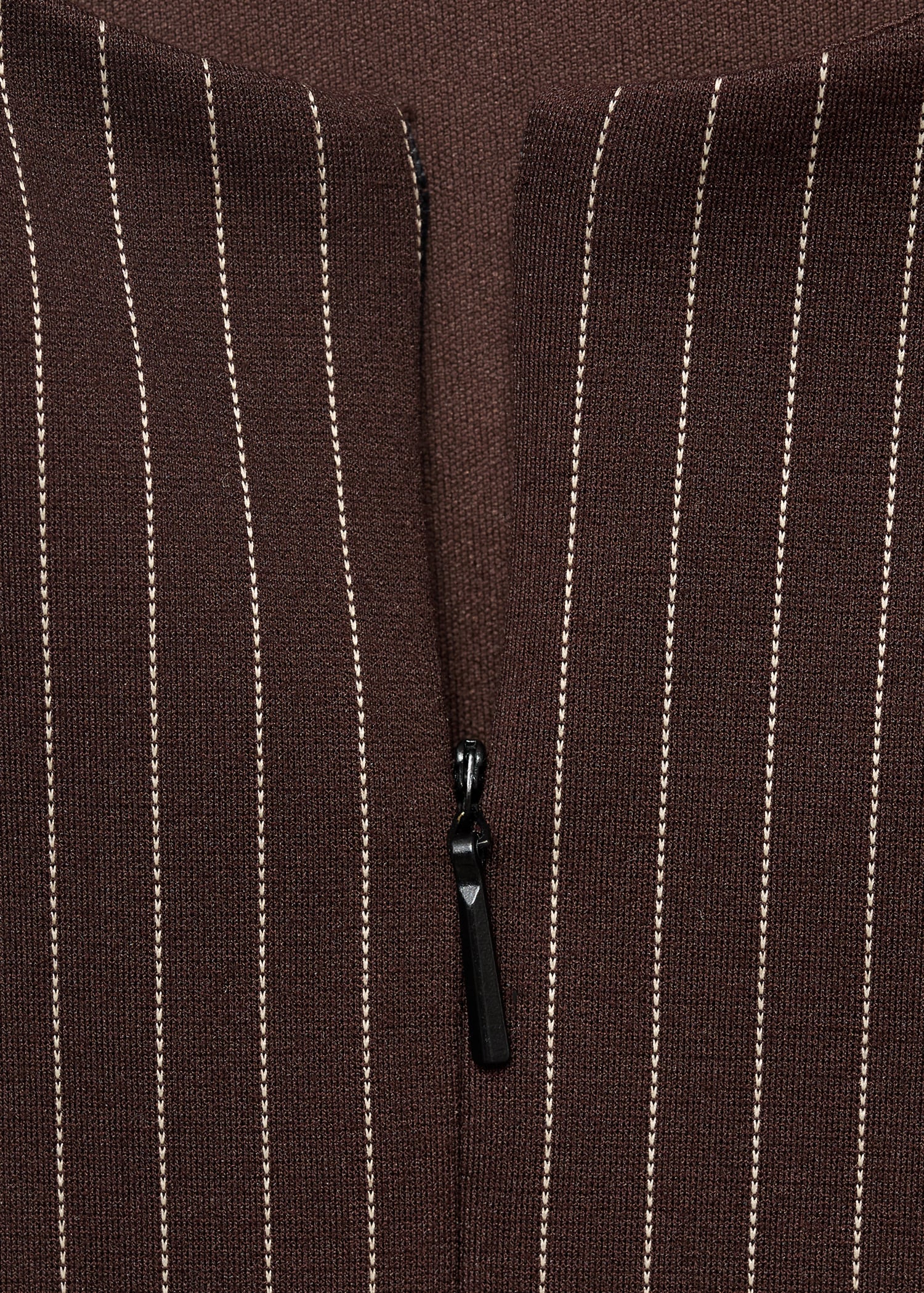 Top cintré à zip - Détail de l'article 8