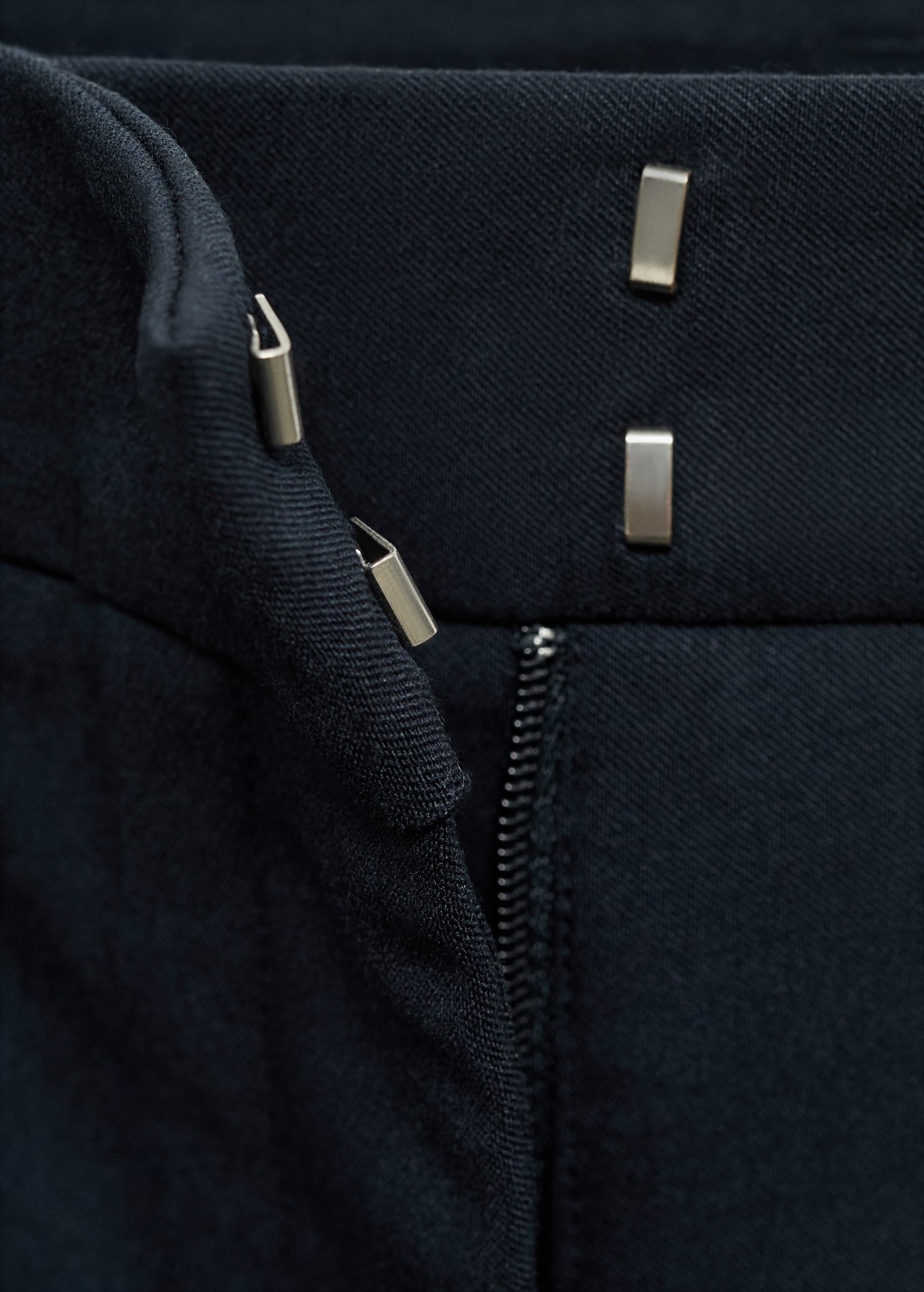 Straight-cut crop pants - Details of the article 8