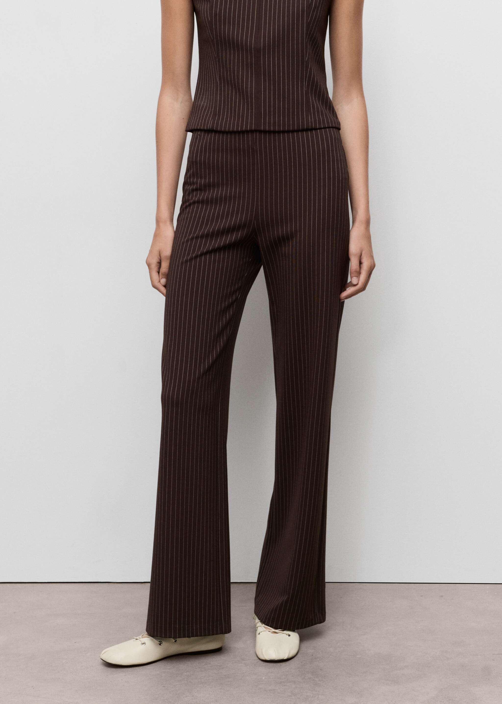 Pantalon droit taille élastique - Plan moyen, Marron. Ref: 17094090-00.