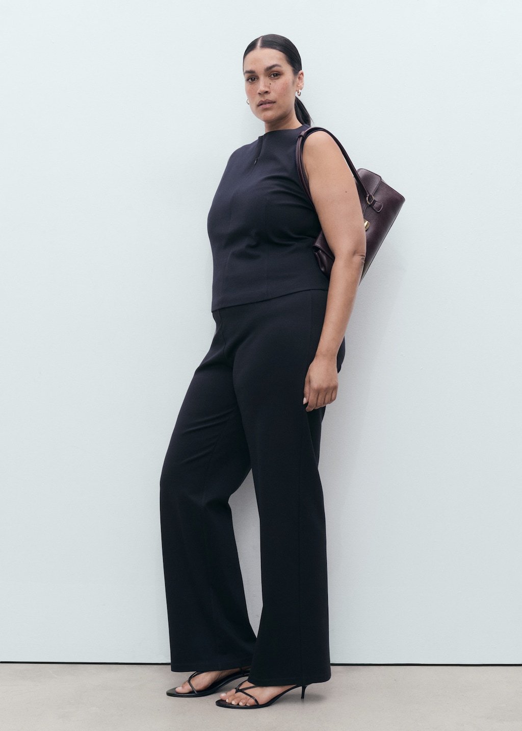 Straight-fit trousers with elastic waist - Women | MANGO Canada