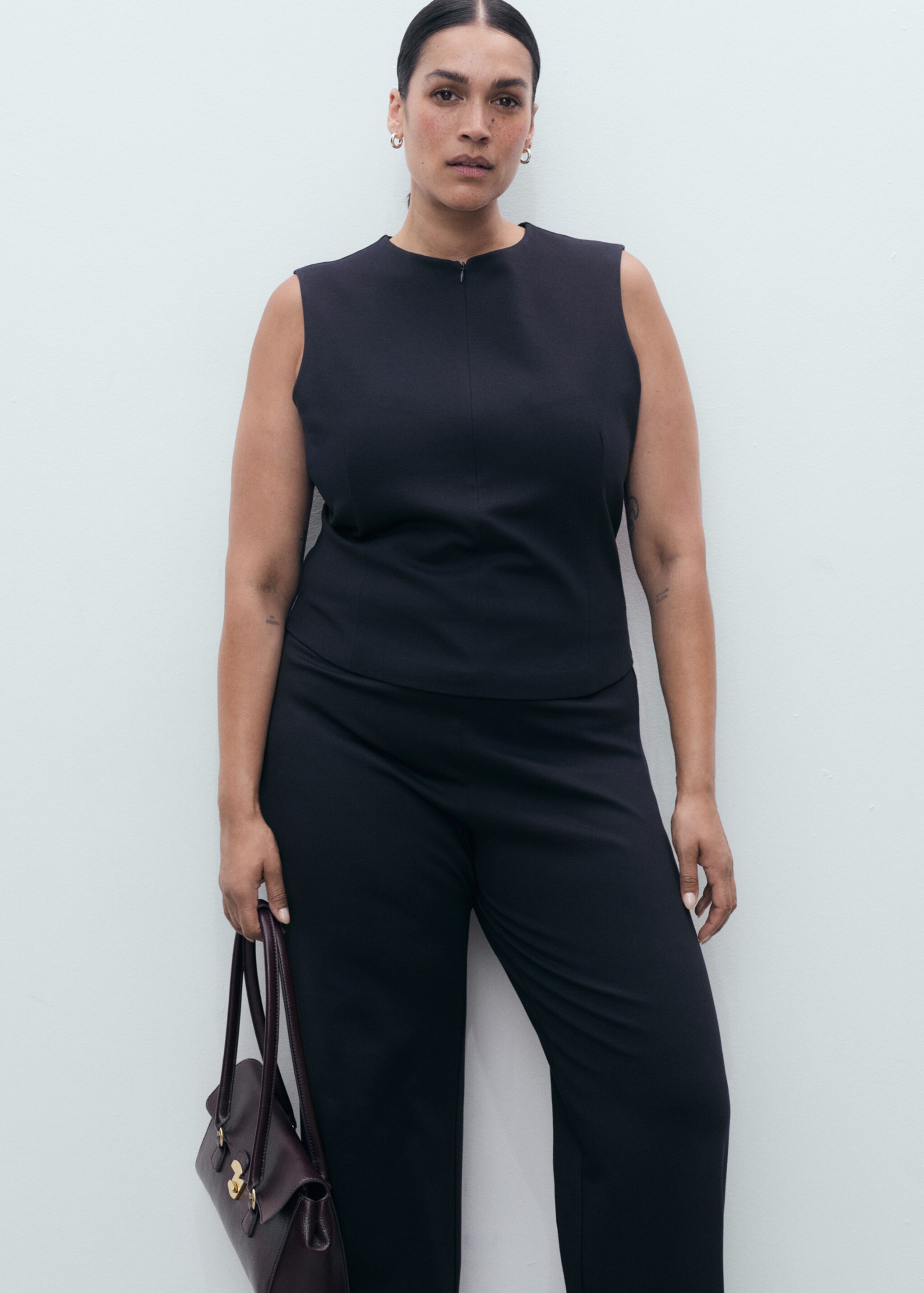Straight-fit trousers with elastic waist - Детальніше про товар 5, Темно-синій. Ref: 17094090-00.