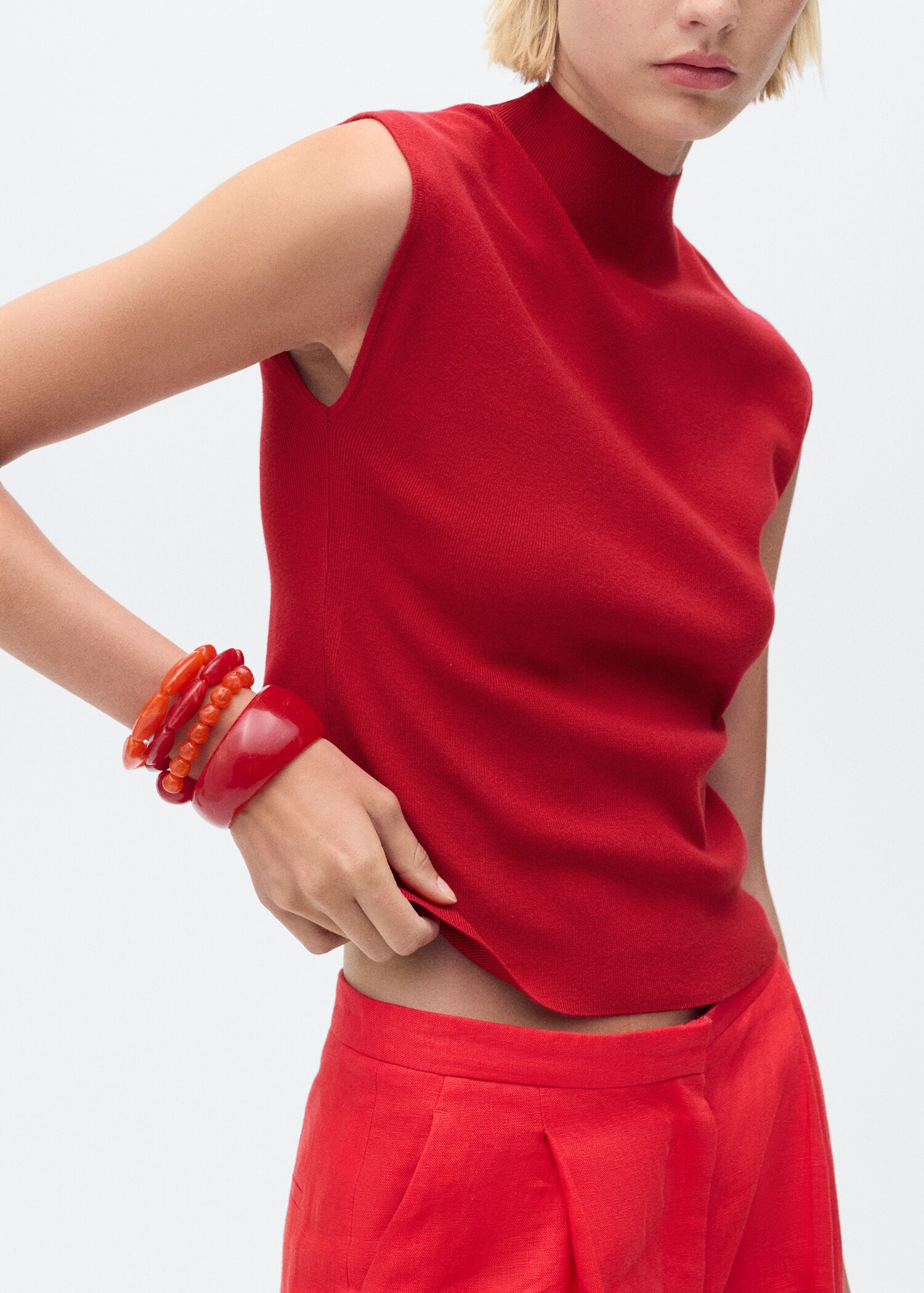 Top punto cuello perkins - Plano medio