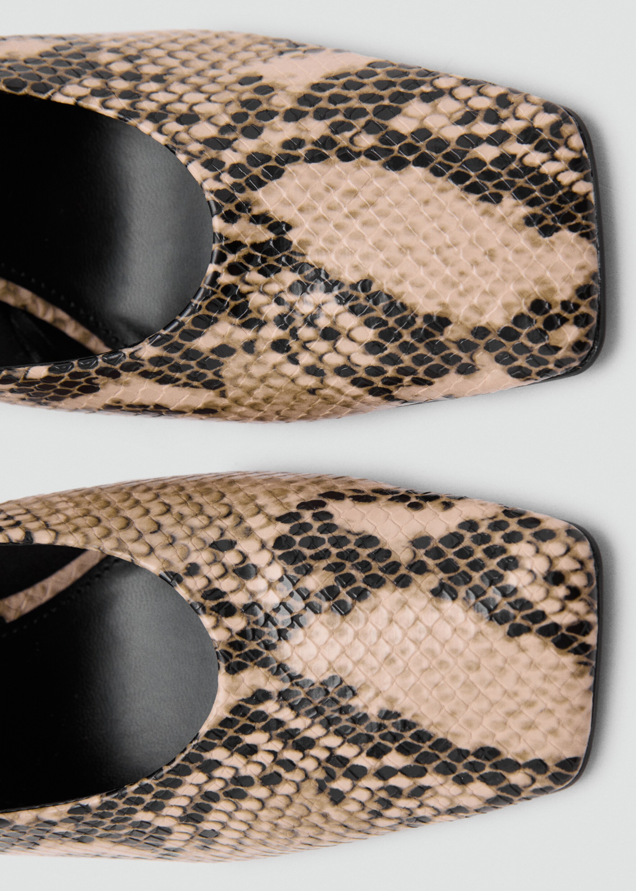 Snakeskin print heeled shoes - Details of the article 2, Beige. Ref: 17094108-00.
