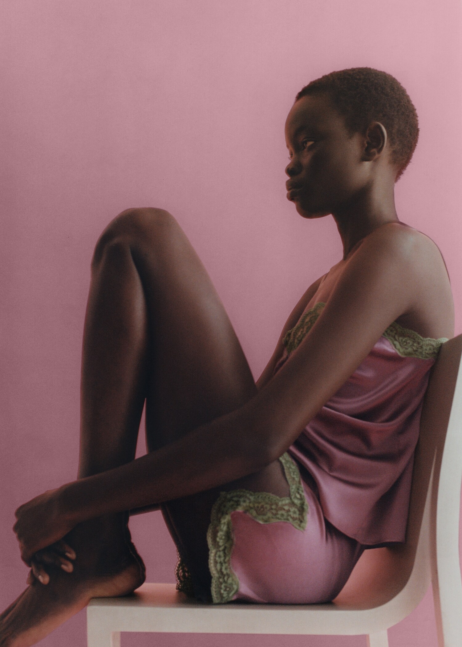 Silk shorts with contrasting lace trim - Details of the article 6