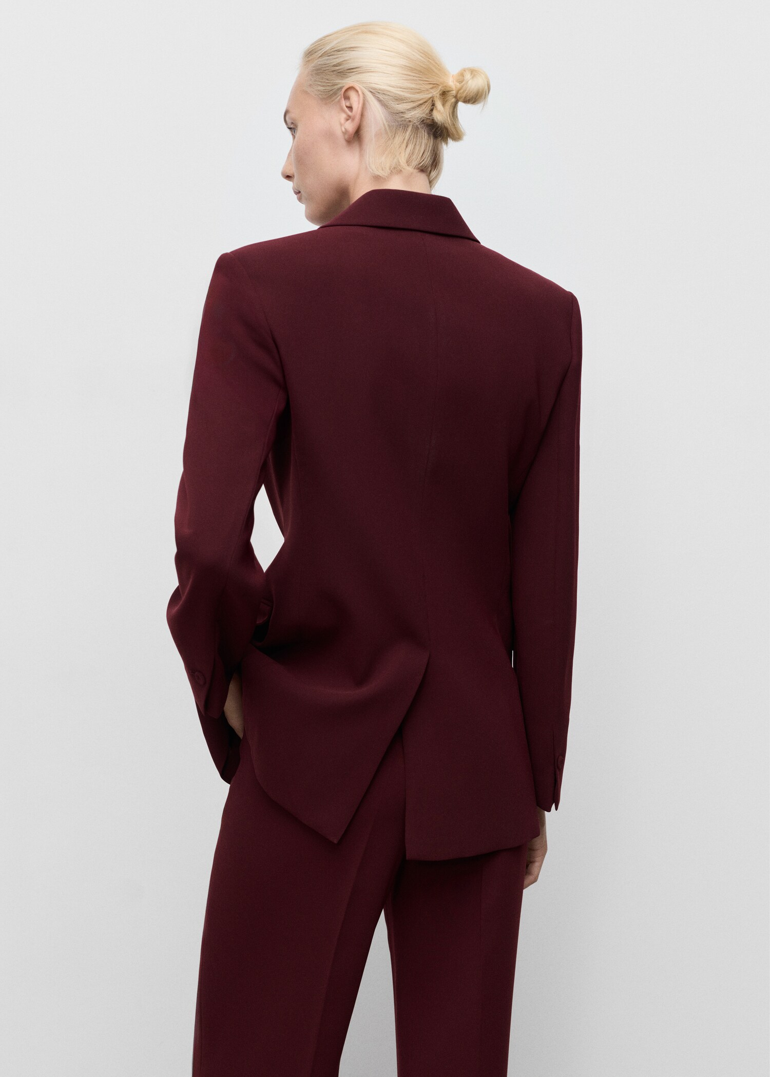 Double-breasted suit jacket - Reverse of the article