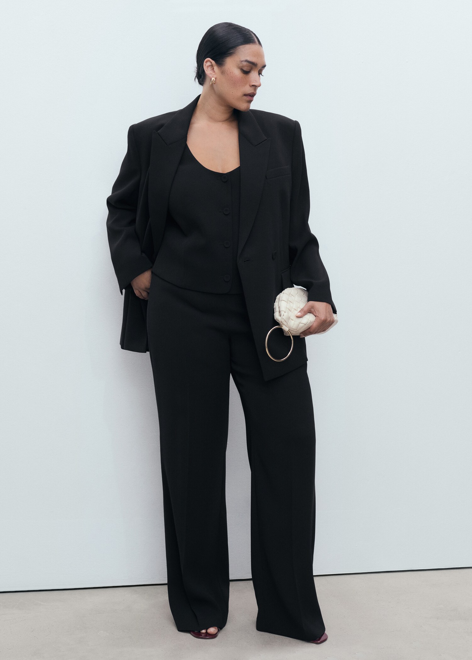 Double-breasted suit jacket - Details of the article 3