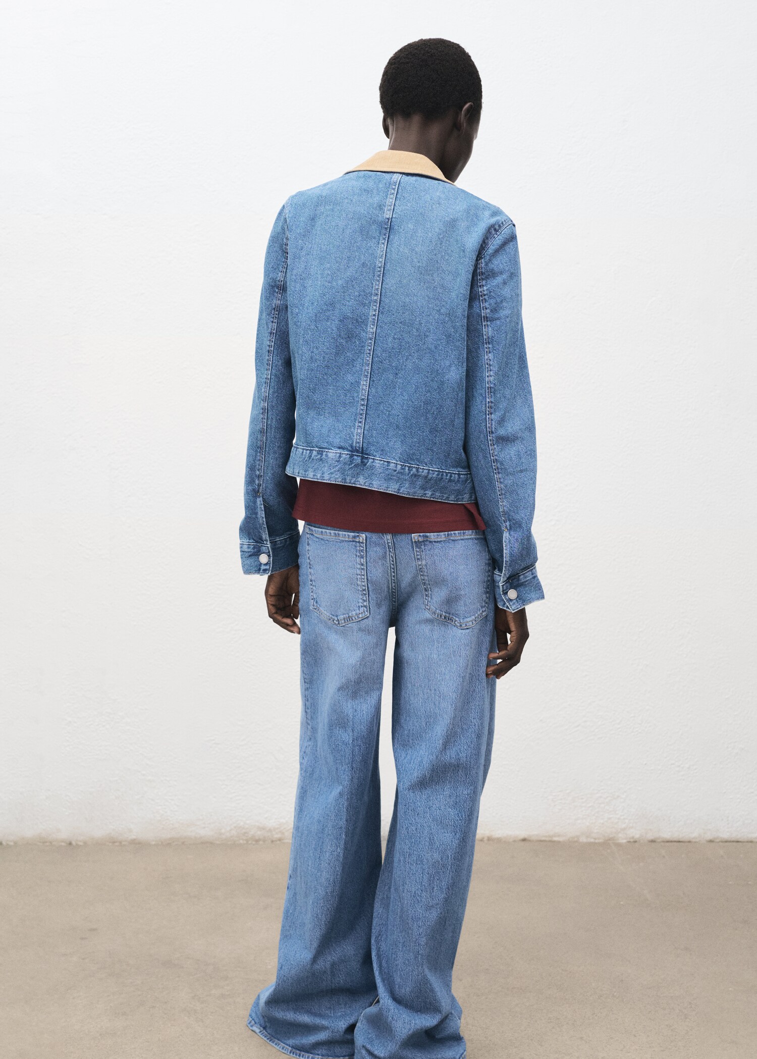 Veste en jean col velours côtelé - Verso de l’article