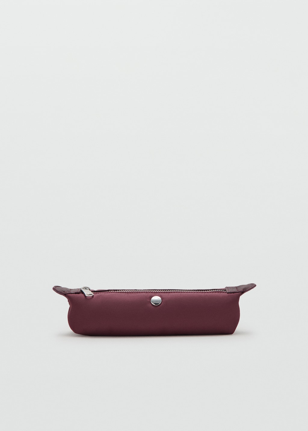 Nylon case with zip