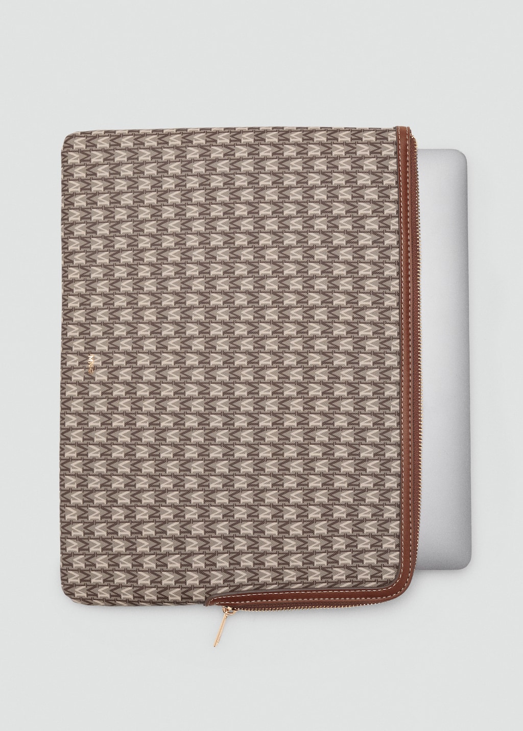 PCケース・バッグ JILLSTUART LOGO PRINT NOTEBOOK CASE BMH161 Laptop case with printed logo - Women | MANGO USA