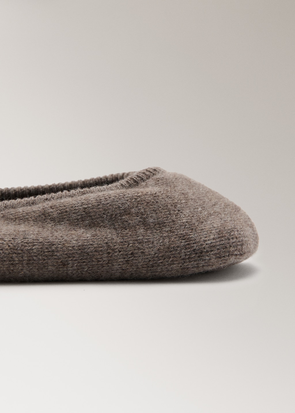 Chunky cashmere slippers - image 2
