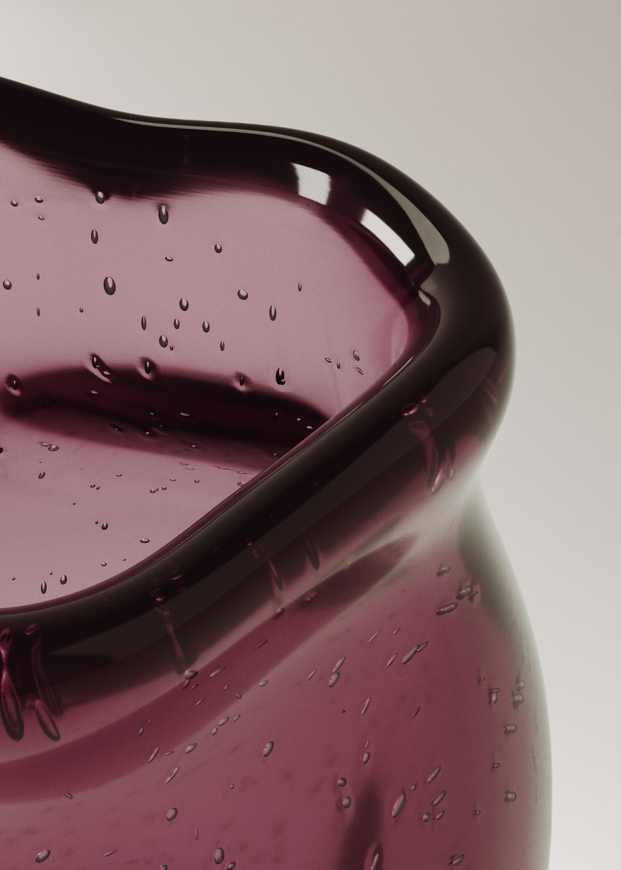 Irregular glass vase - Details of the article 2, Strawberry. Ref: 17094132-00.