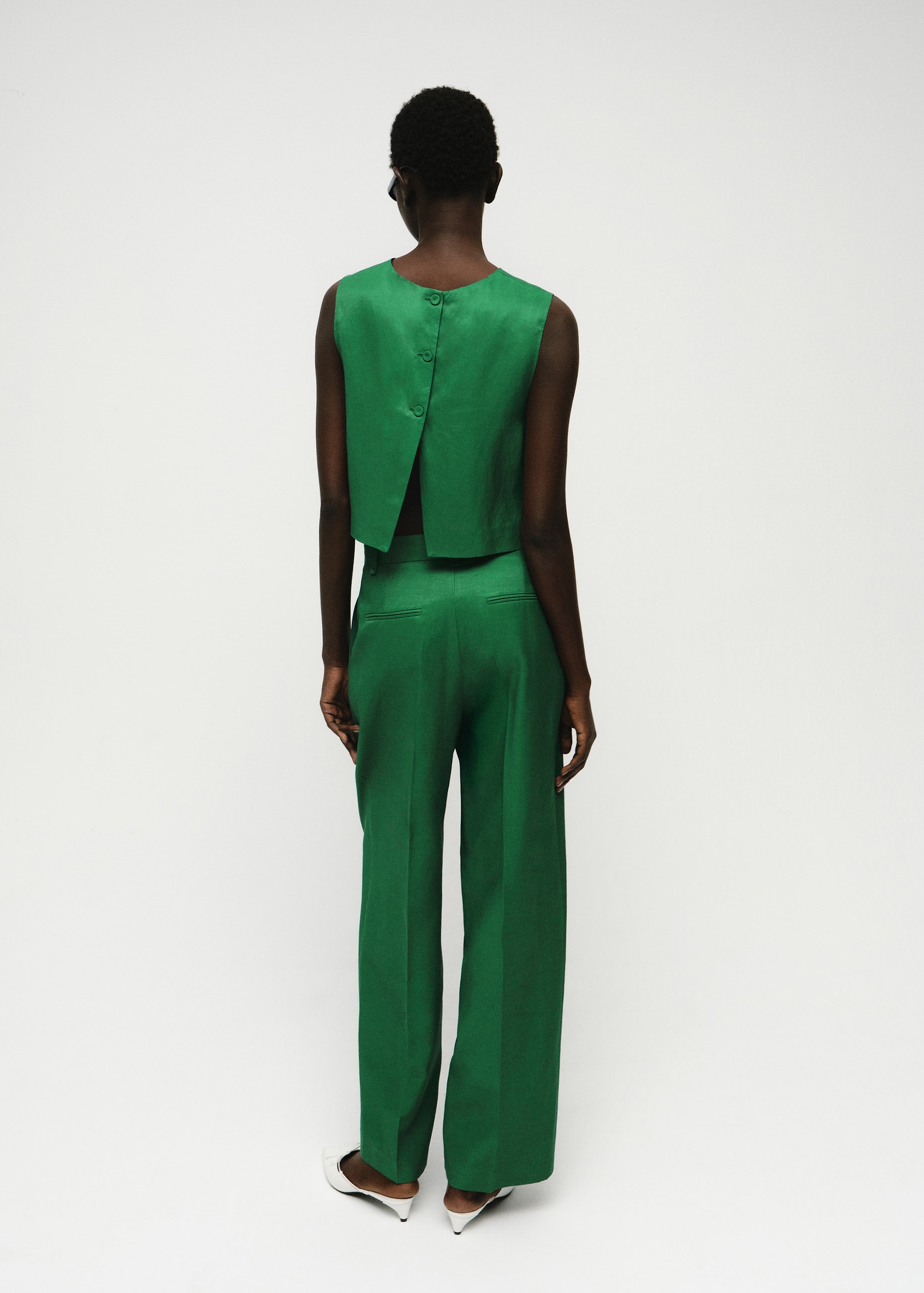 Spodnie garniturowe o prostym kroju z mieszanki lnu - Kobieta | MANGO Poland