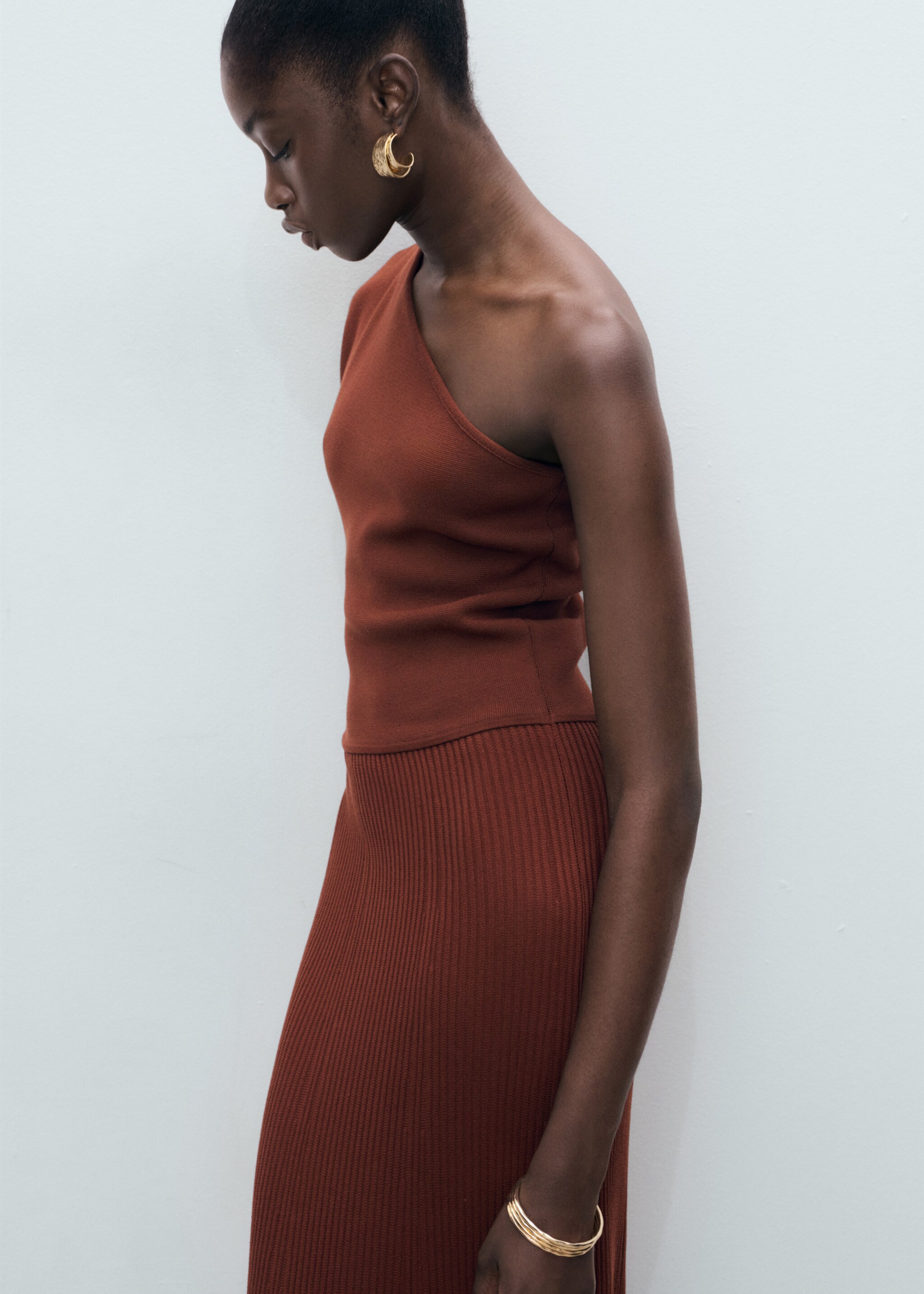 Asymmetrical combined-knit dress - Medium plane, Russet. Ref: 17094139-00.