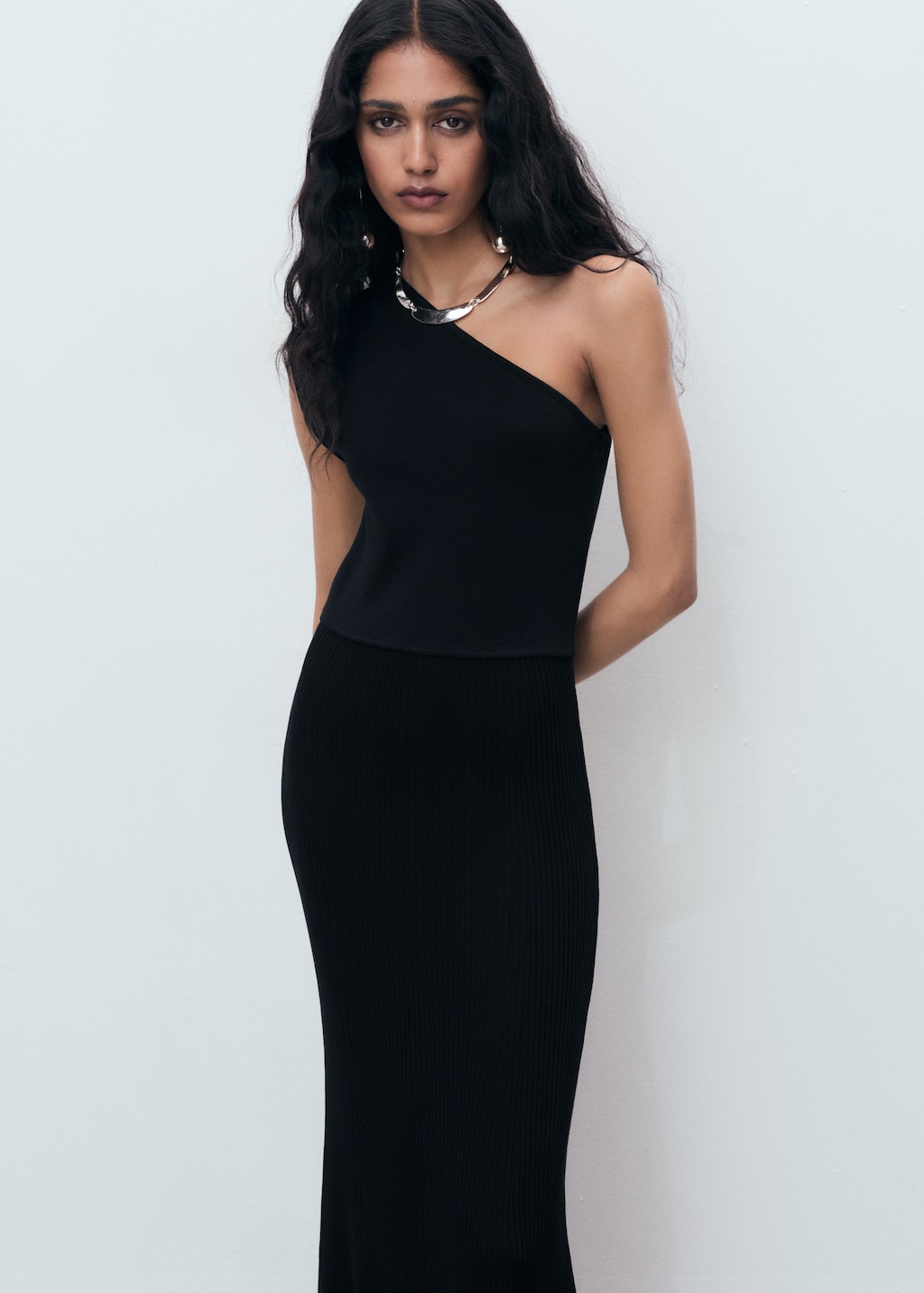 Asymmetrical combined-knit dress