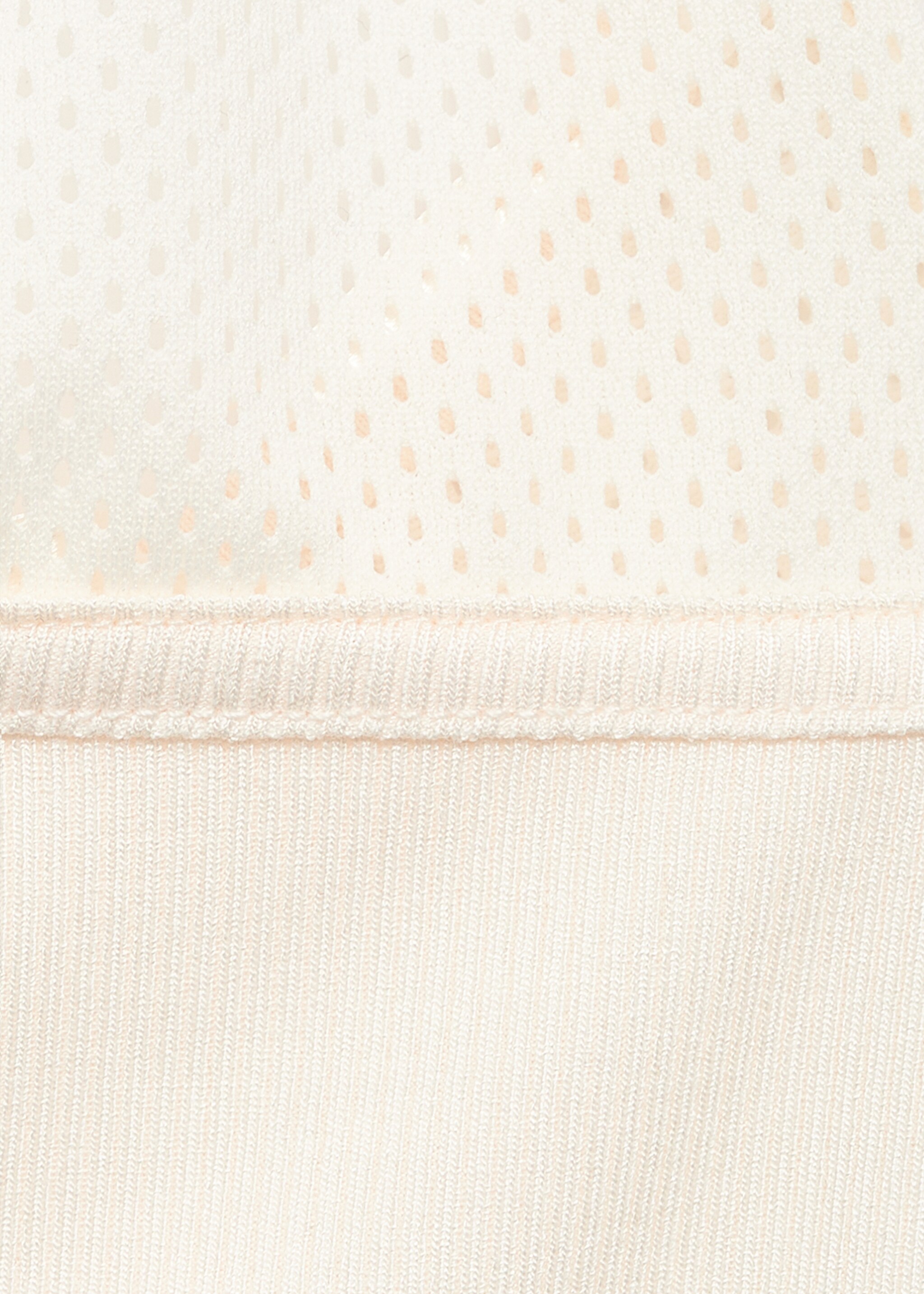 Top mit Ausschnitt und Perforationen - Detail des Artikels 8, Cremeweiß. Ref: 17094143-00.