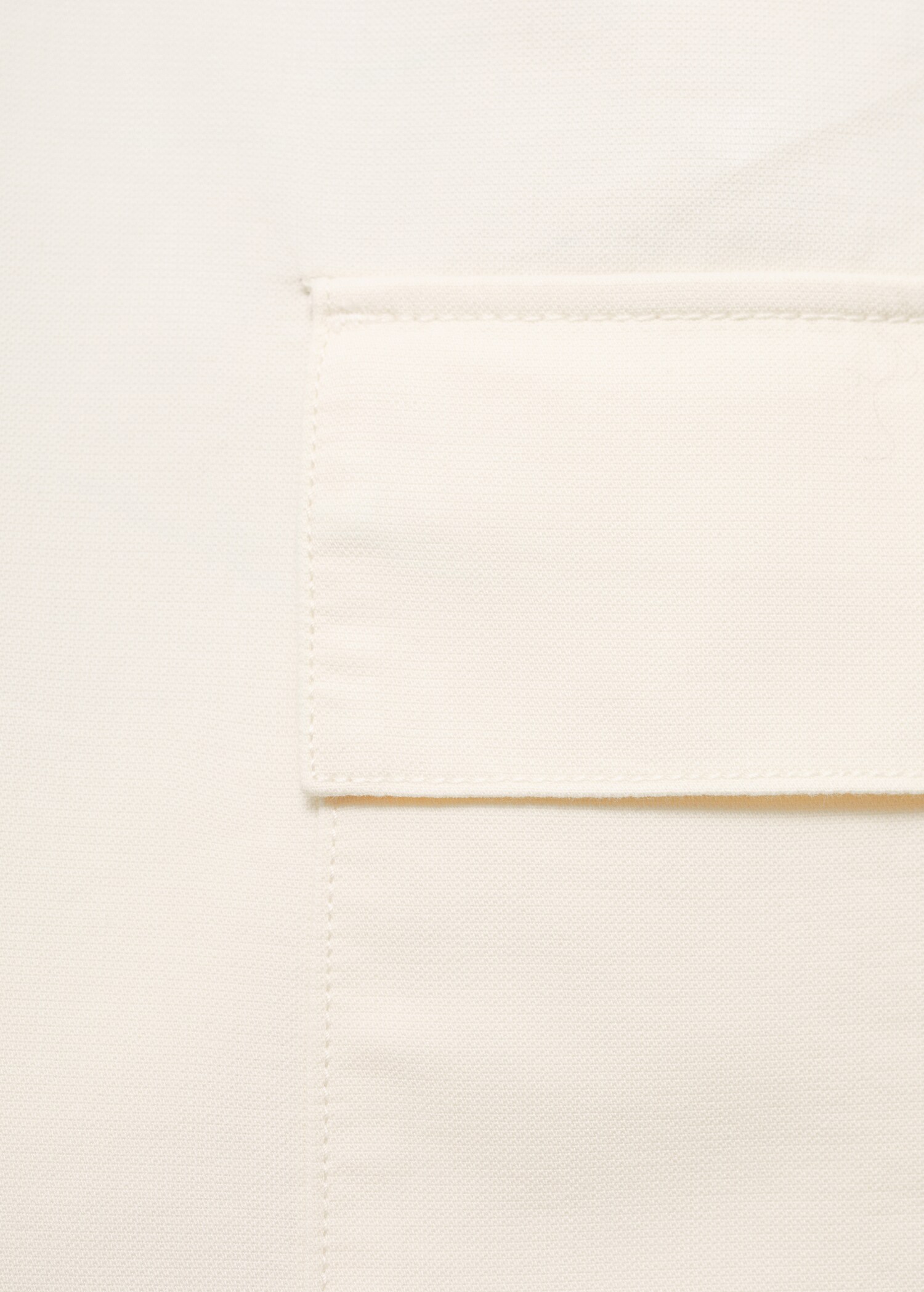 Cotton and lyocell cargo shorts - Details of the article 8