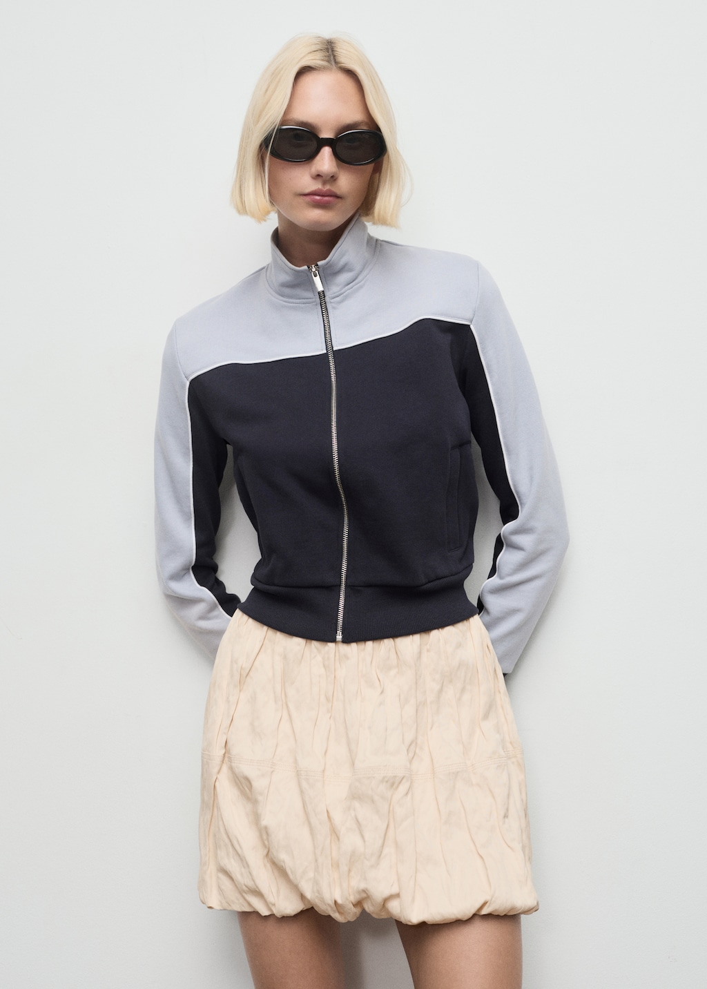 Wrinkled-effect balloon skirt