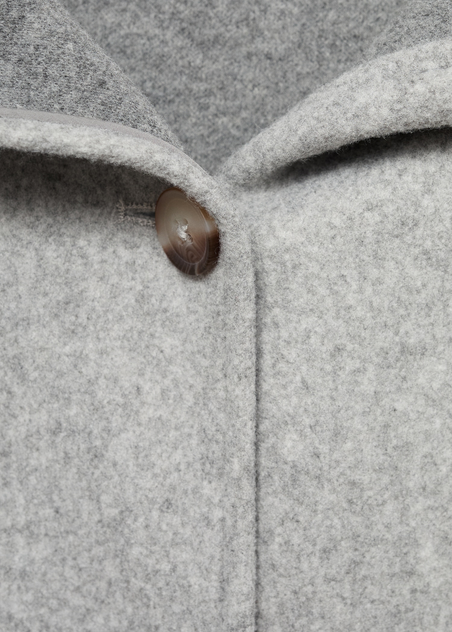 Cloth coat with pockets - Details of the article 8