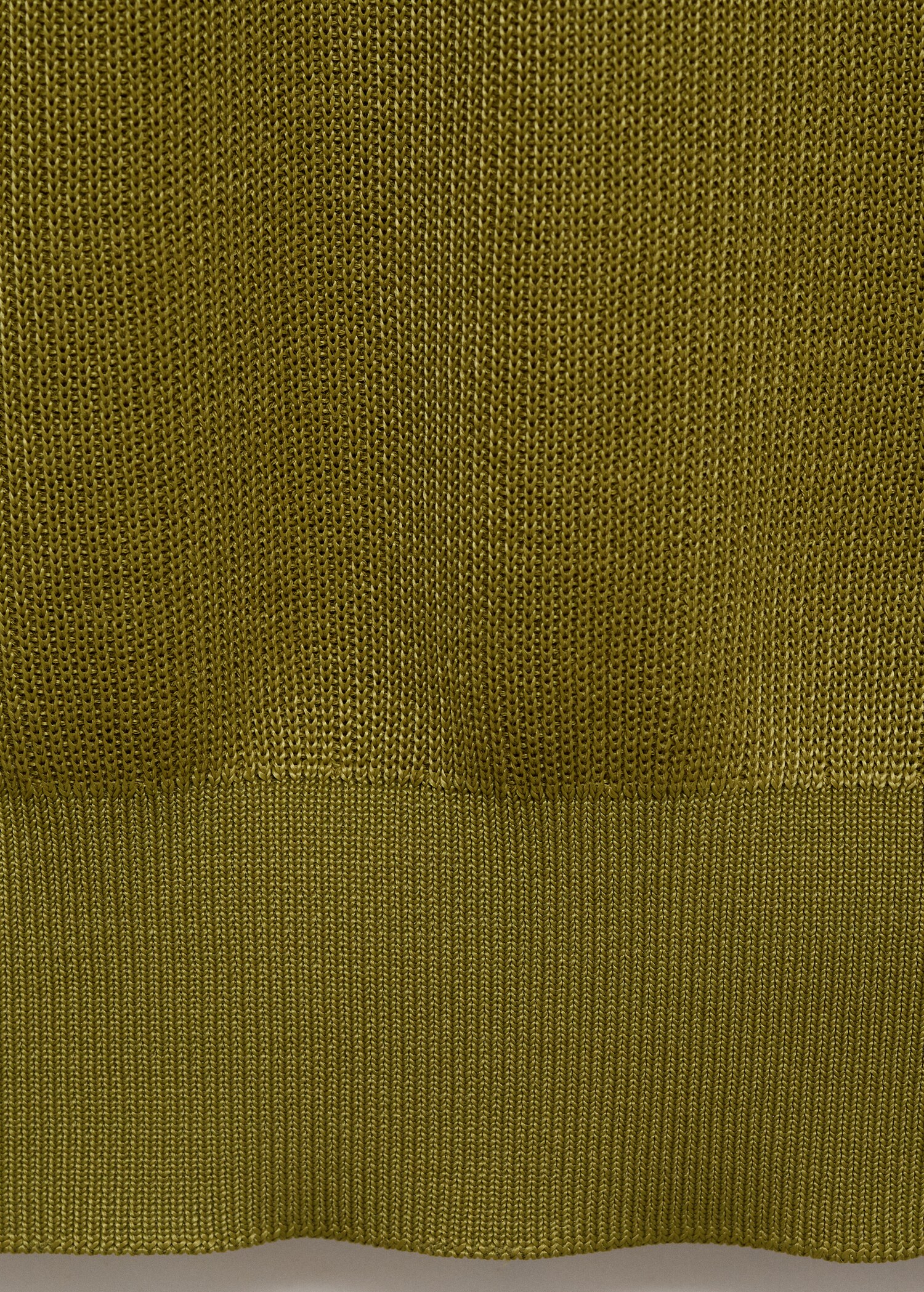 Dun katoenen gebreid poloshirt - Detail van het artikel 0
