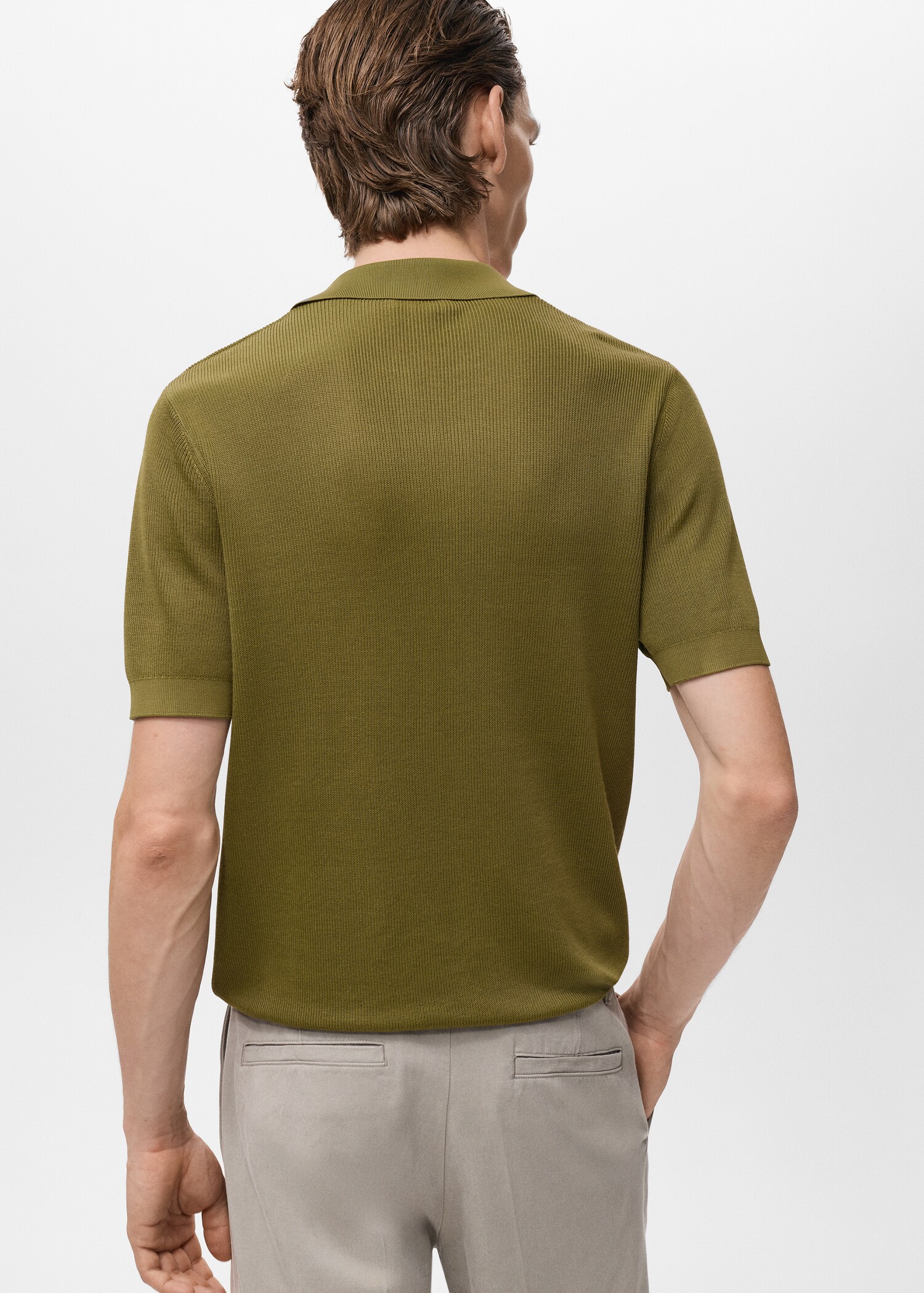 Dun katoenen gebreid poloshirt - Achterkant van het artikel