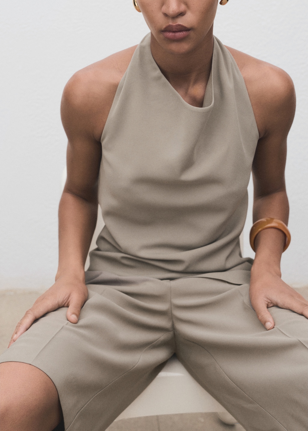 Mid-rise bermuda shorts